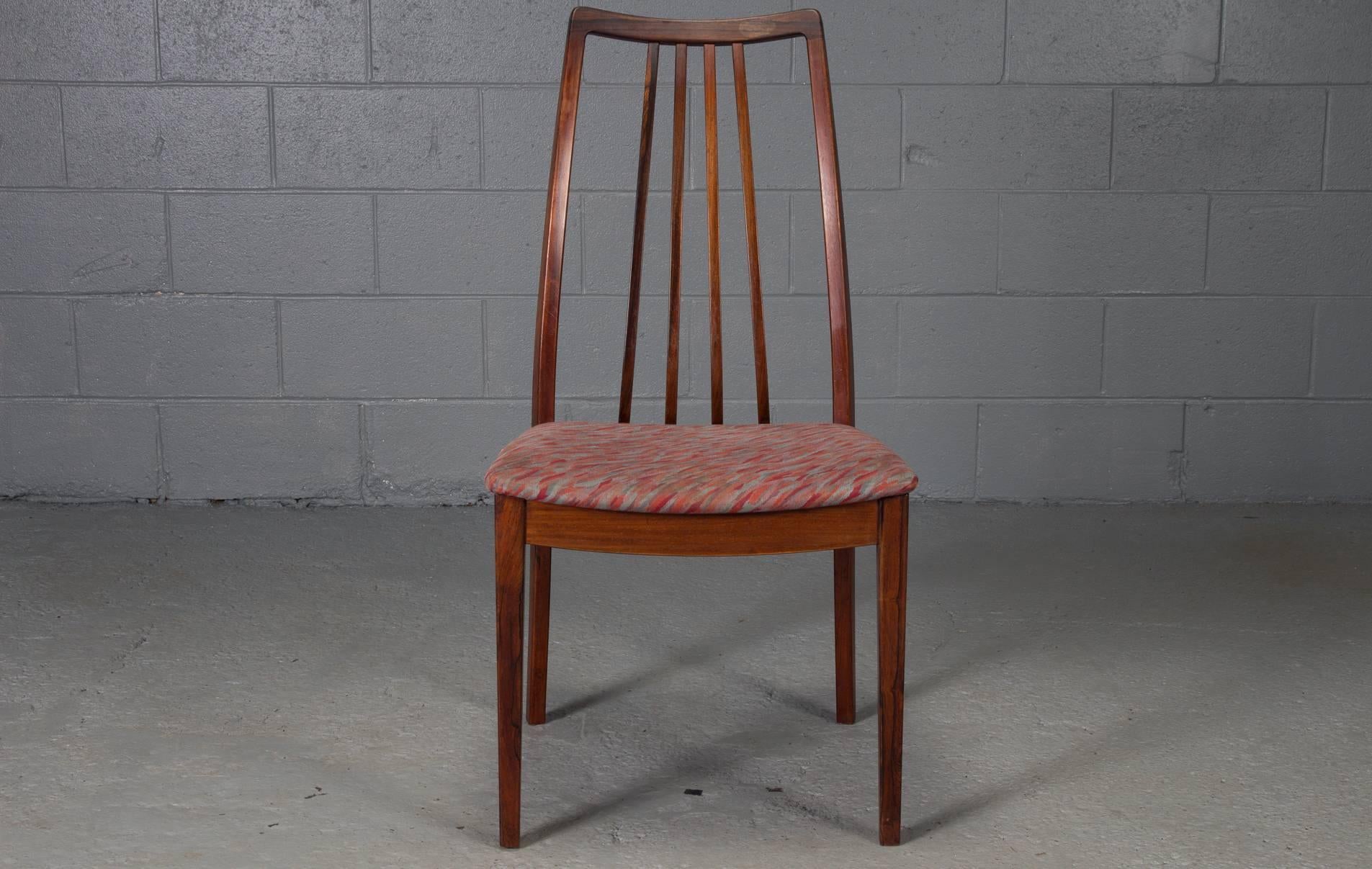 Set of Four Danish Rosewood High Back Dining Chairs im Zustand „Gut“ in Belmont, MA