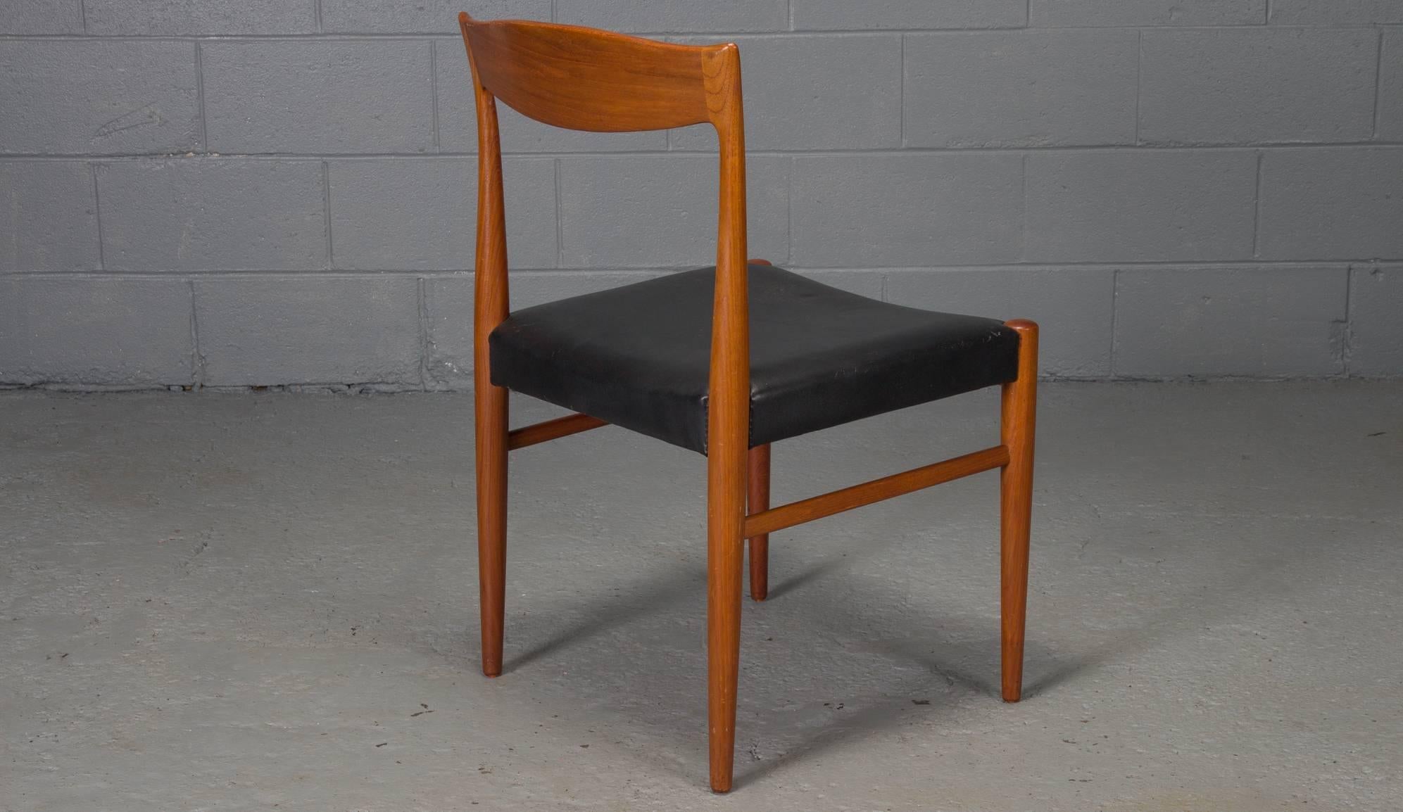 Mid-20th Century Set of Six Teak Danish Modern Dining Chairs by Henning Kjaernulf