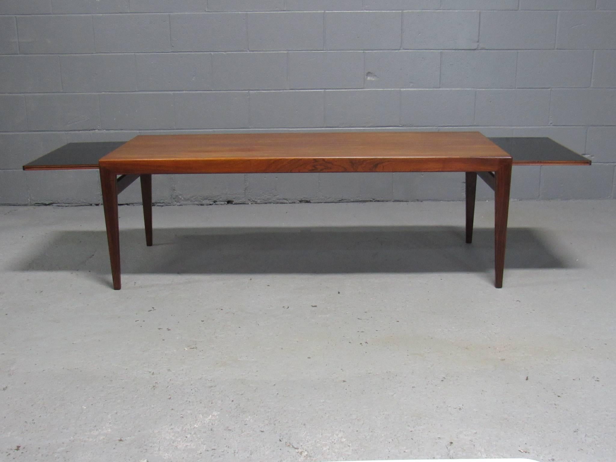 Midcentury Danish Rosewood Extending Coffee Table by Severin Hansen for Haslev 1