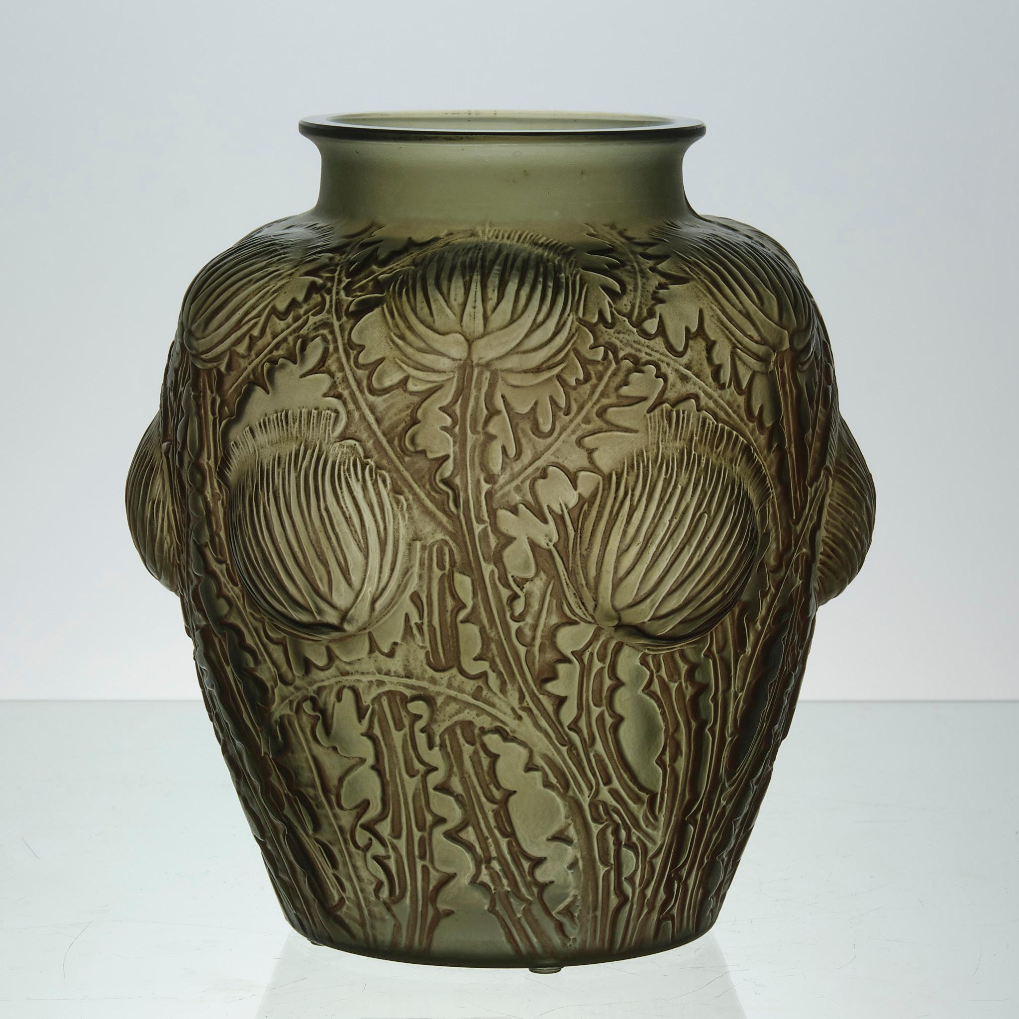 Français Verre français Art déco du début du 20e siècle intitulé 