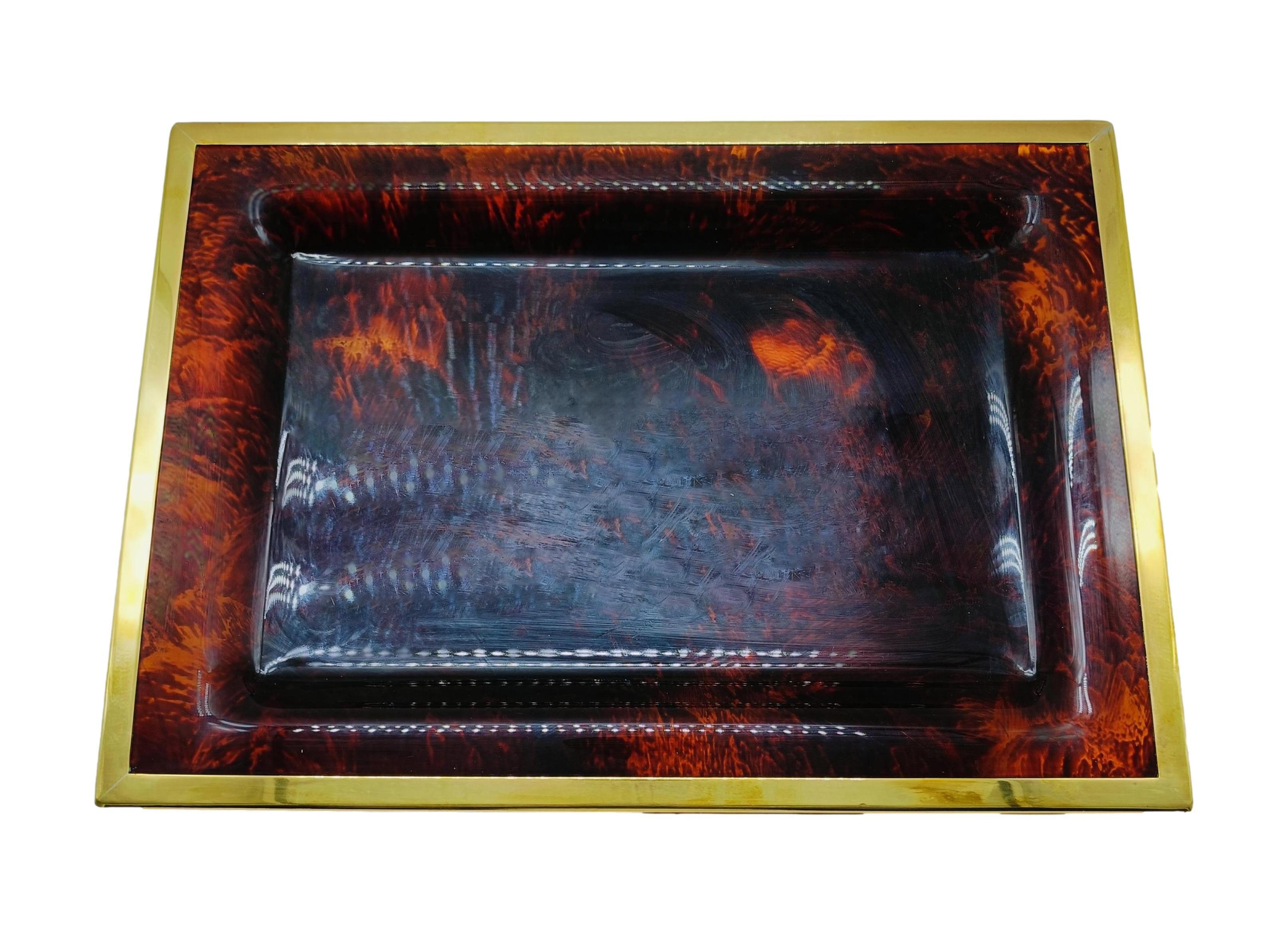 Mid-Century Modern Vassoio in Acrilico Tartarugato e Ottone, Italia 1970s en vente