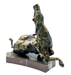 « Cheval cabré », sculpture en bronze patiné sur socle en marbre, Italie, années 1970
