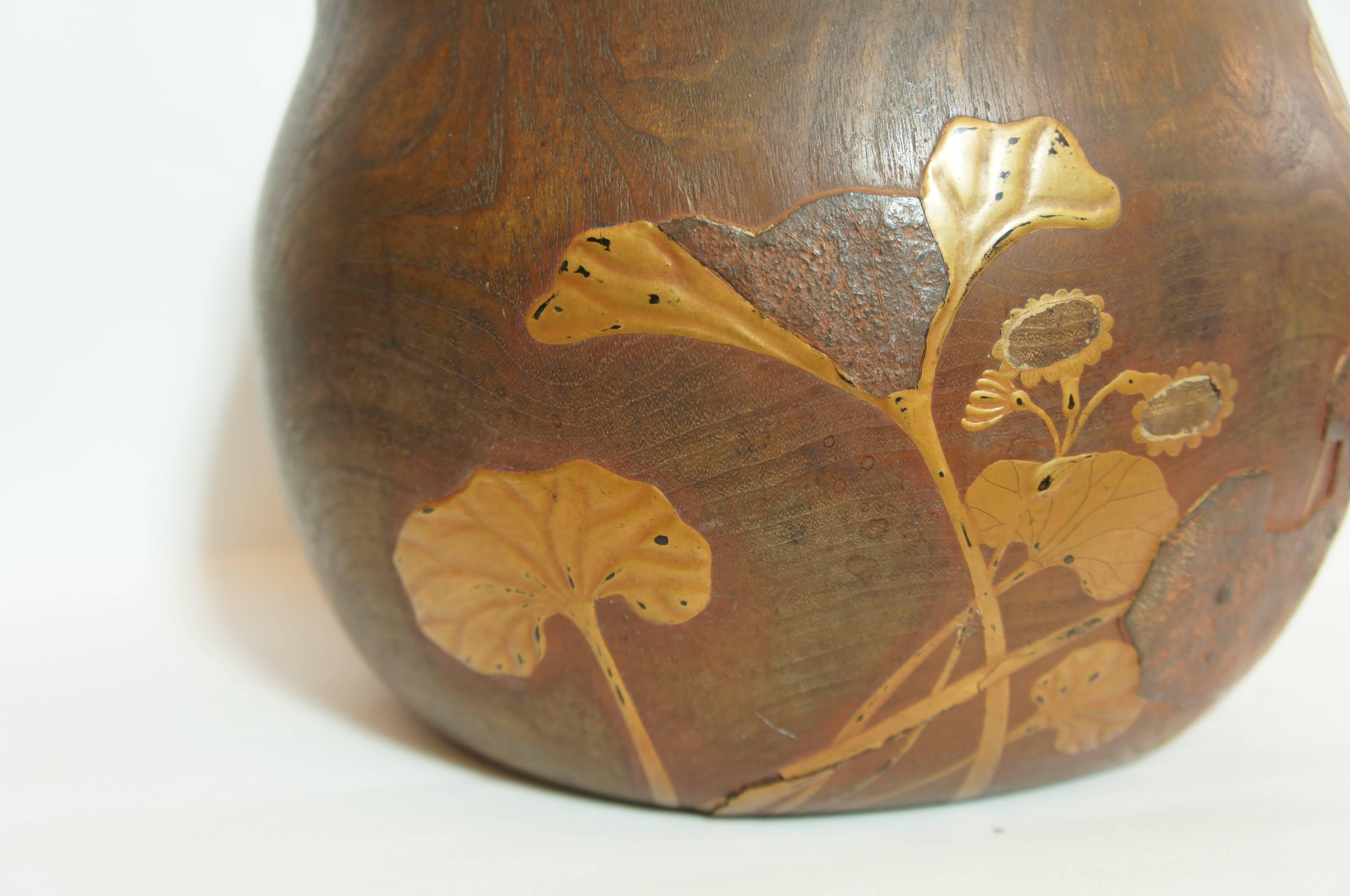 Japanese Lotus Leaf Motif Wooden and Copper Interior Hibachi, 1920s For Sale 2