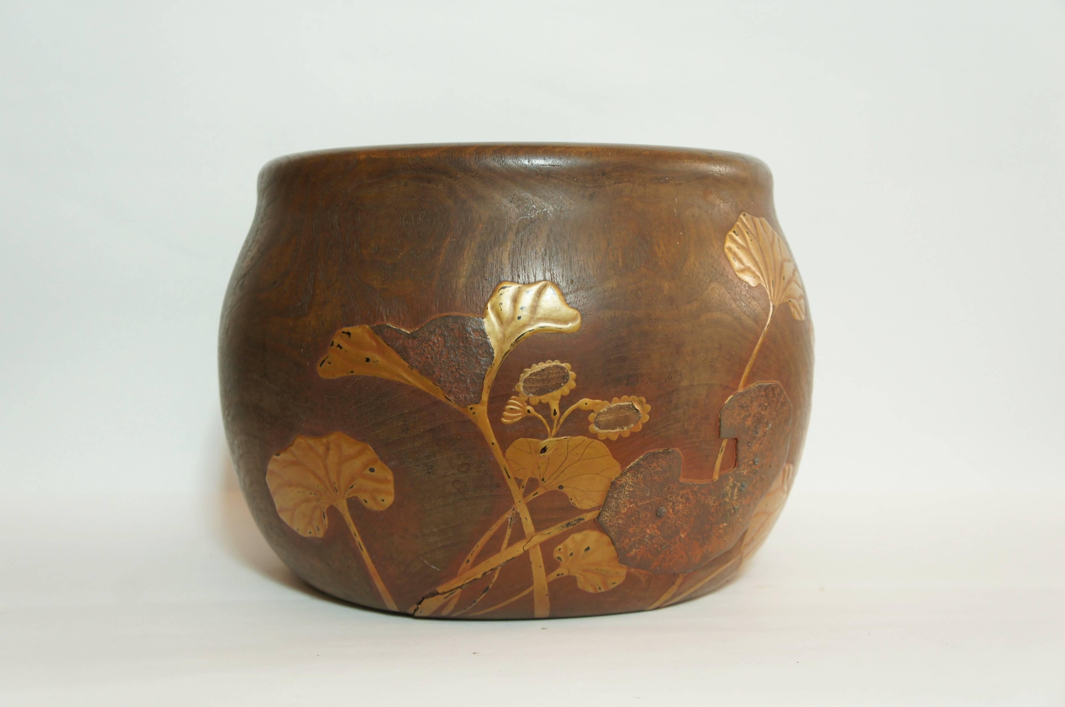 Taisho Japanese Lotus Leaf Motif Wooden and Copper Interior Hibachi, 1920s For Sale