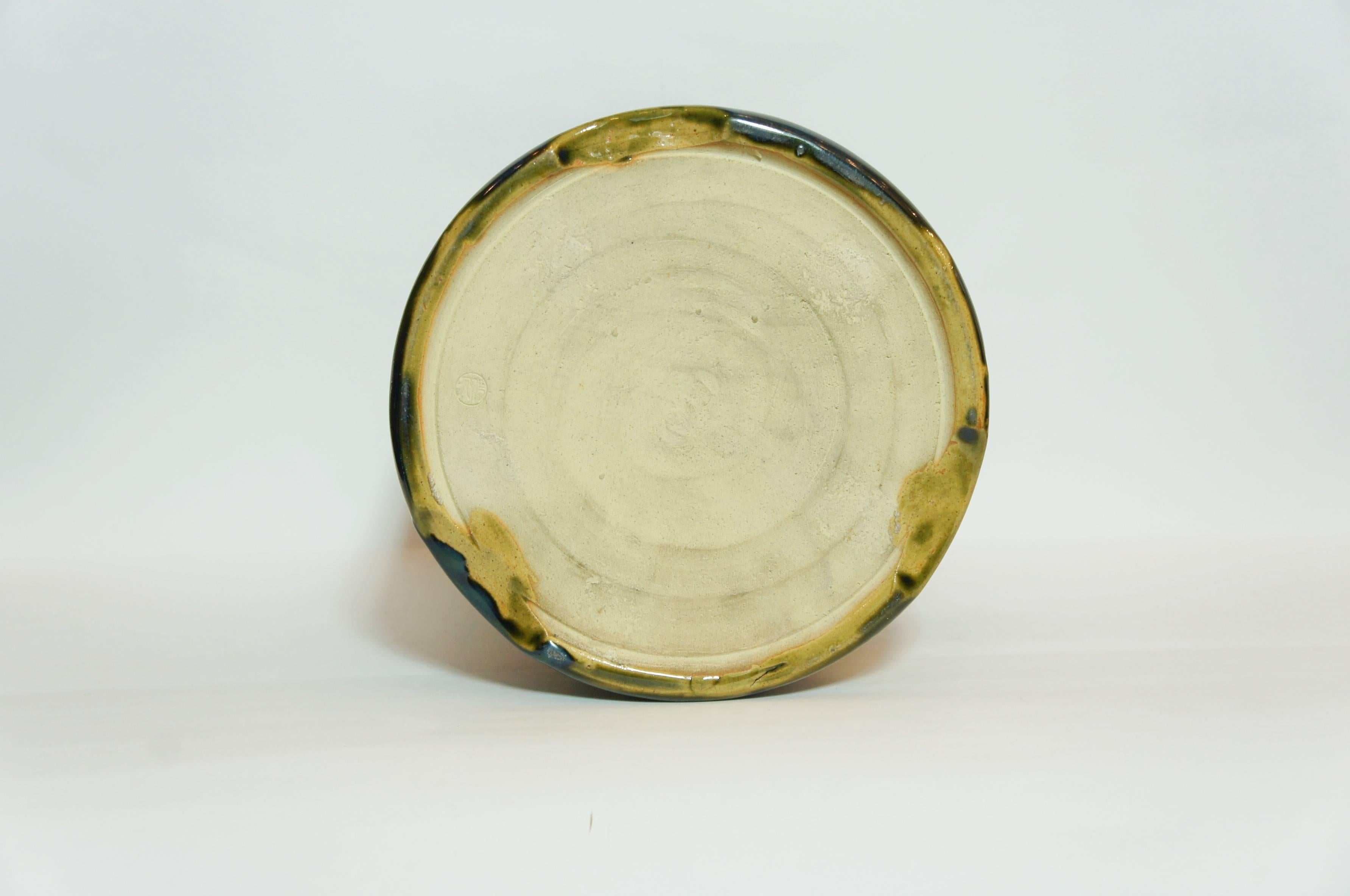 Japanese Dark Green Ceramic Oribe Ware Hibachi, 1930s In Excellent Condition For Sale In Paris, FR
