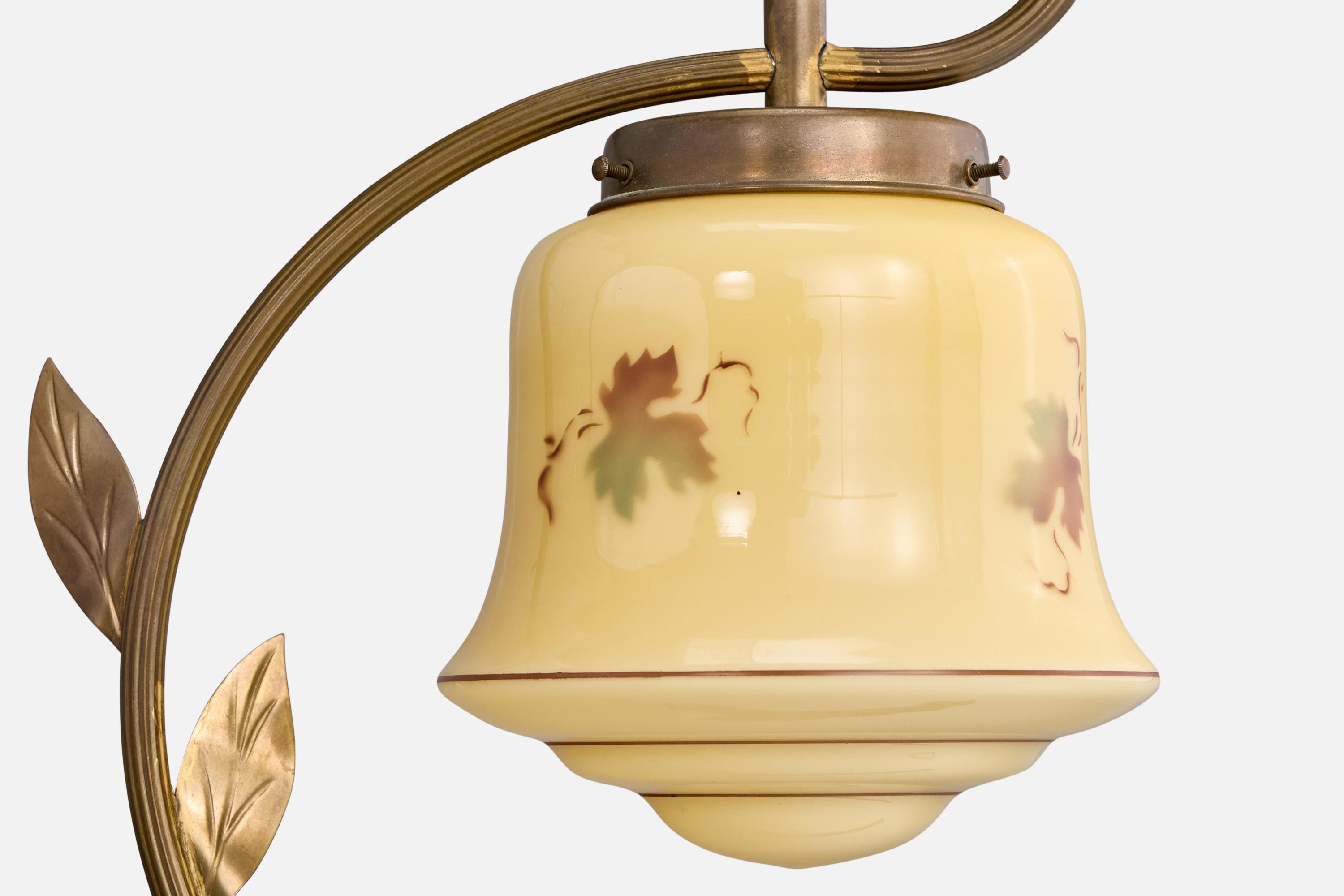 Ottone Designer svedese, lampada a sospensione, ottone, vetro, Svezia, anni '1930 in vendita