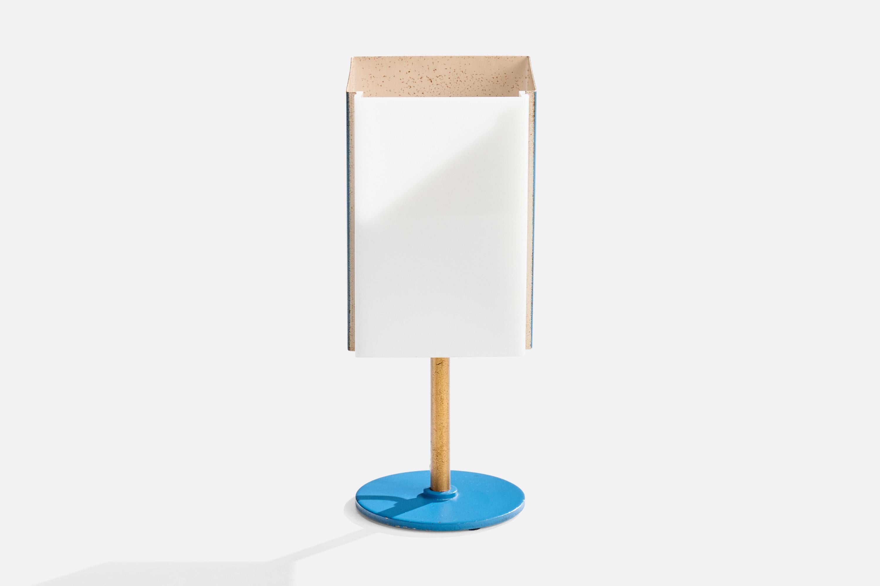 Mid-Century Modern Stilux Milano, Table Lamp, Brass, Metal, Acrylic, Italy, 1960s For Sale