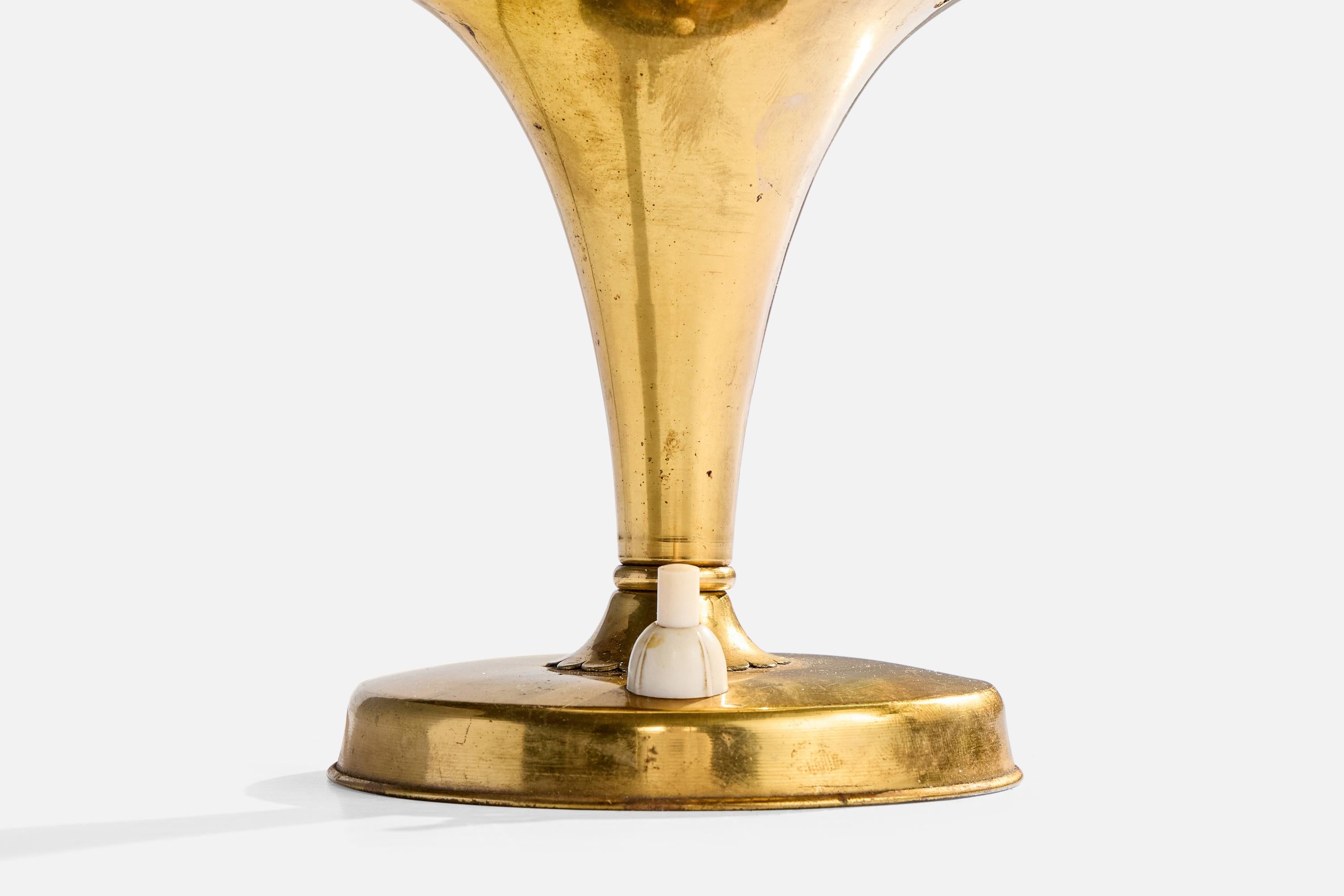 Italian Designer, Table Lamp, Brass, Glass, Italy, 1950s For Sale 2