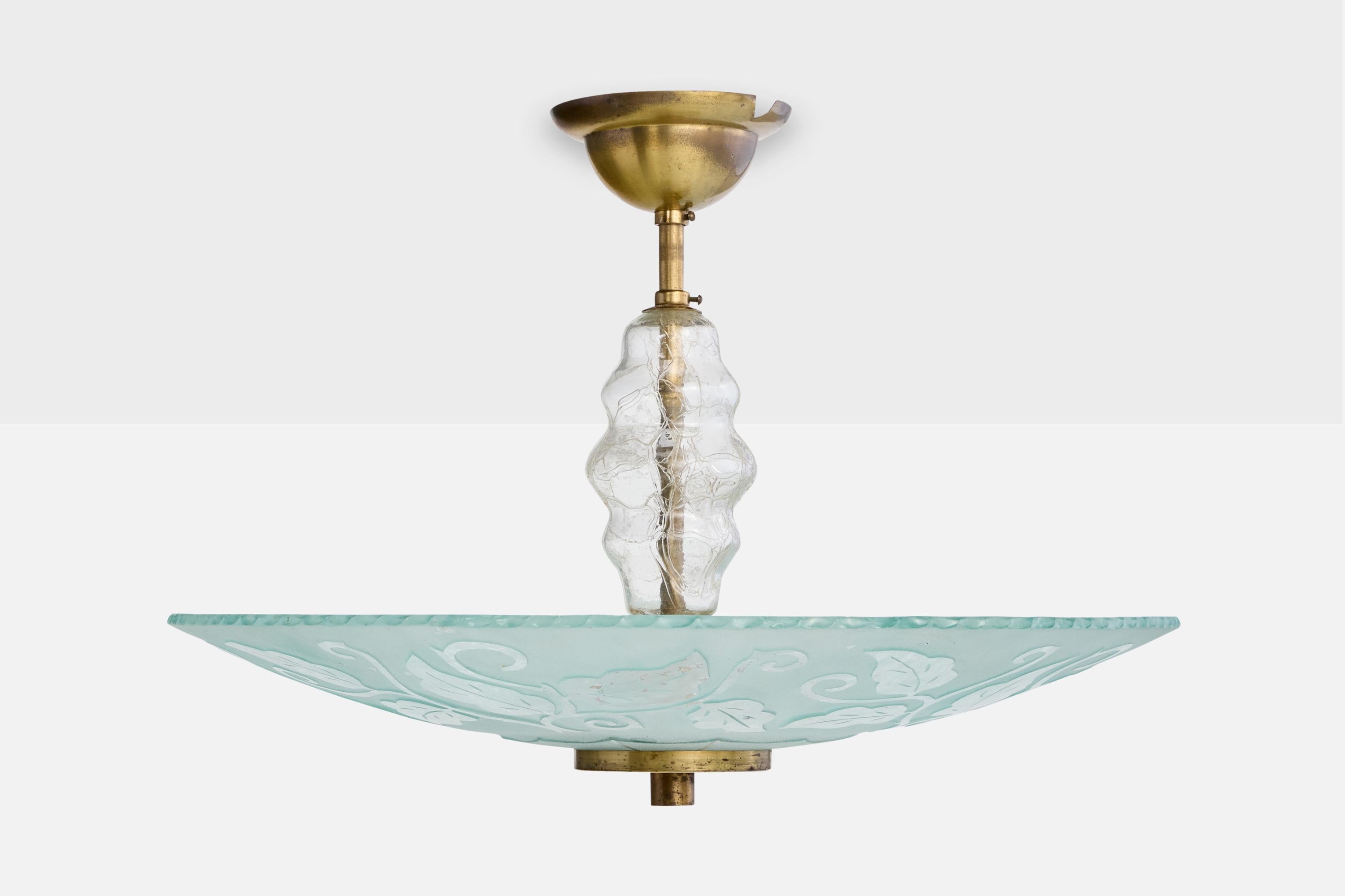 Scandinavo moderno Designer svedese, lampada a sospensione, vetro, ottone, Svezia, anni '40 in vendita