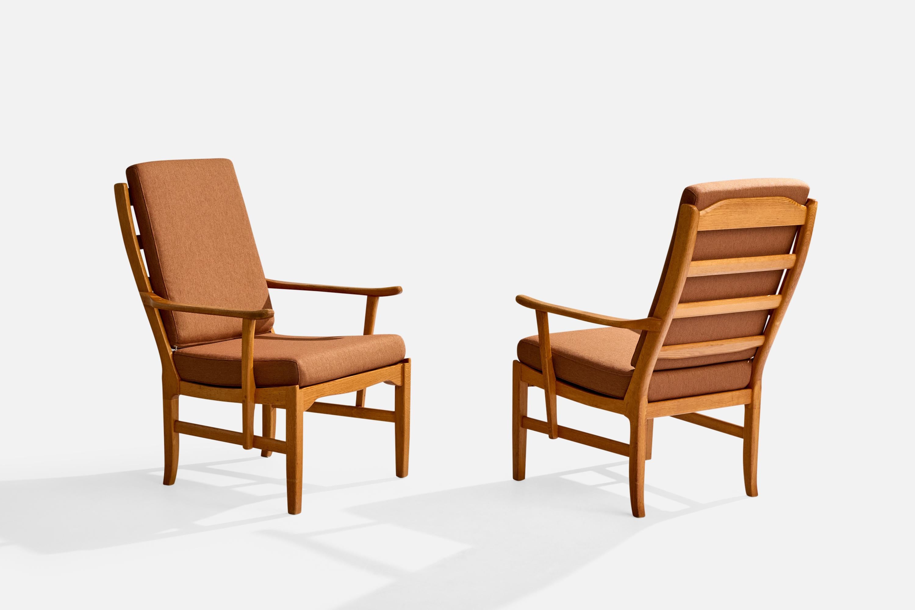 Mid-Century Modern Carl Malmsten, chaises longues, pin, tissu, Suède, années 1950 en vente