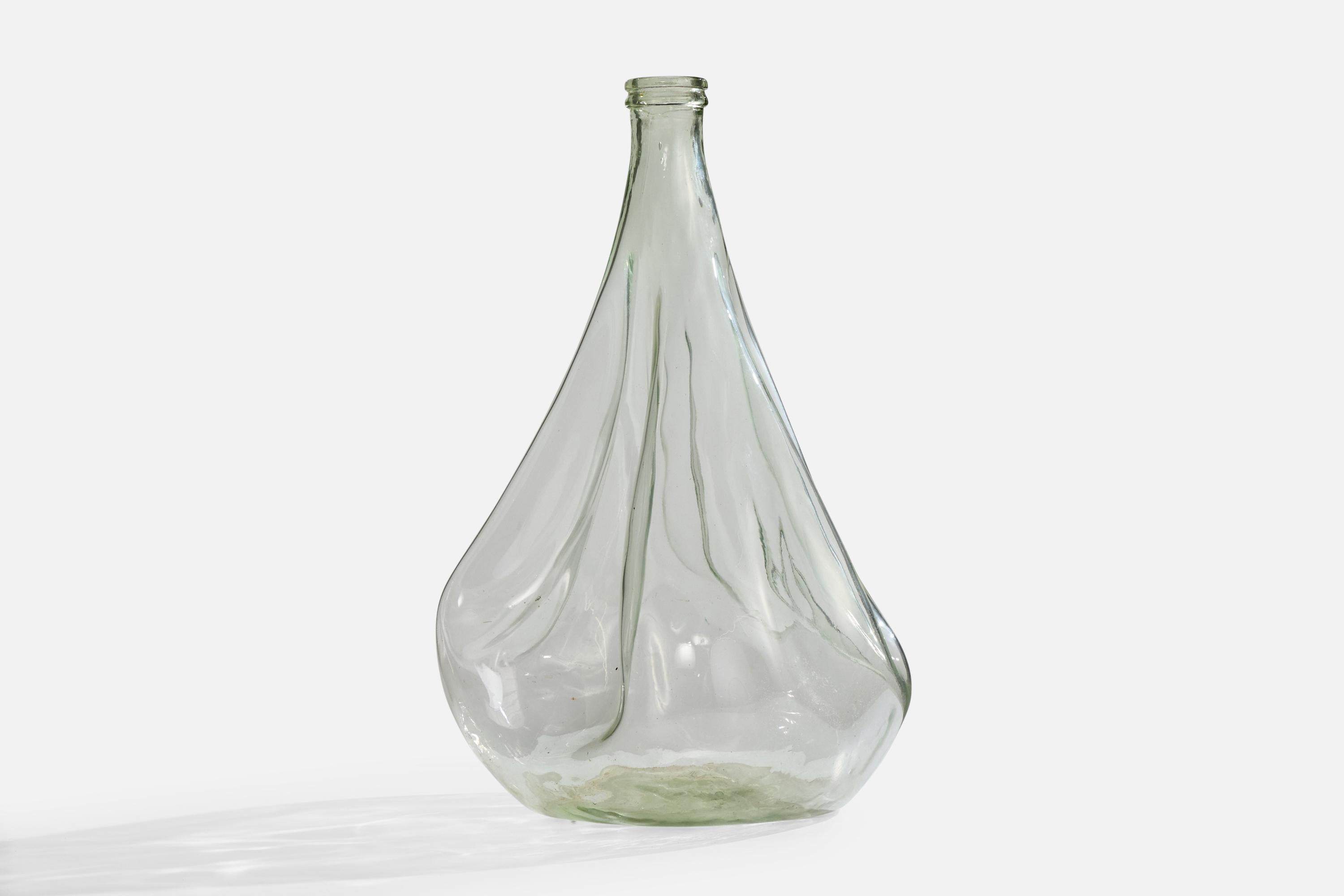 Metà XX secolo Designer svedese, vaso di grandi dimensioni, vetro, Svezia, anni '40 in vendita