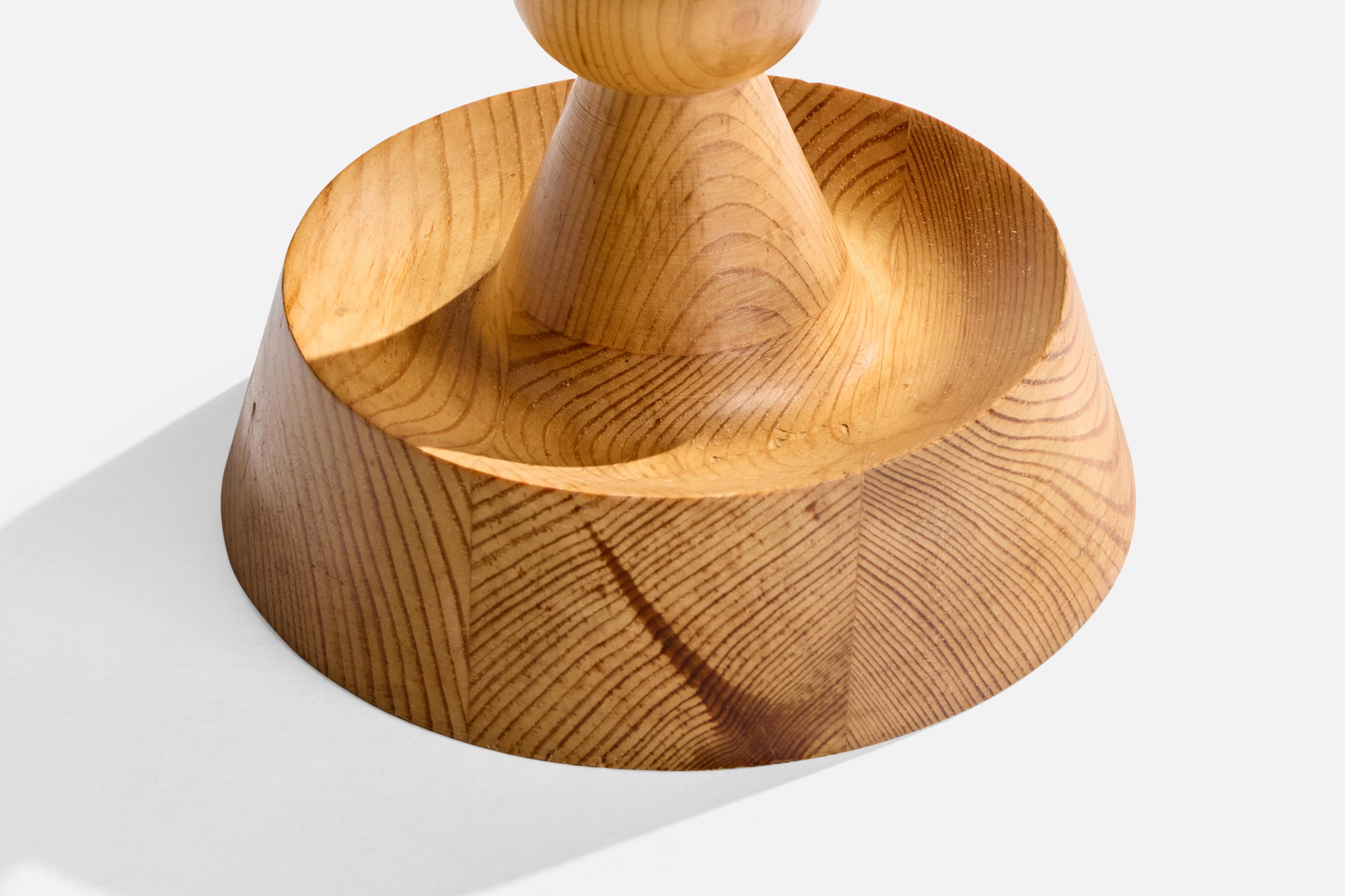 Swedish Designer, Table Lamp, Pine, Sweden, 1970s For Sale 1