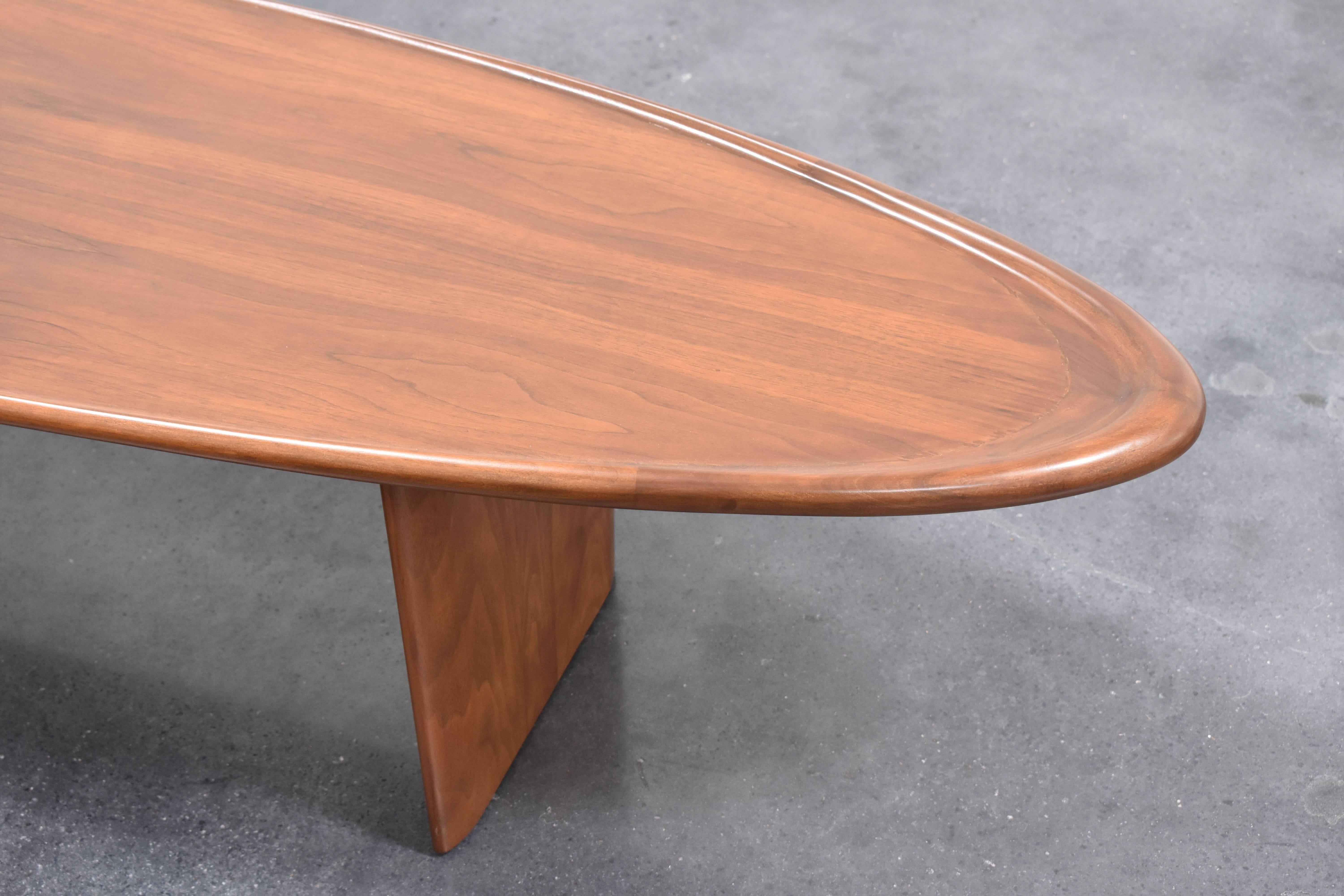Mid-Century Modern T.H. Robsjohn-Gibbings, Surfboard Shaped Coffee Table, Walnut, circa 1950