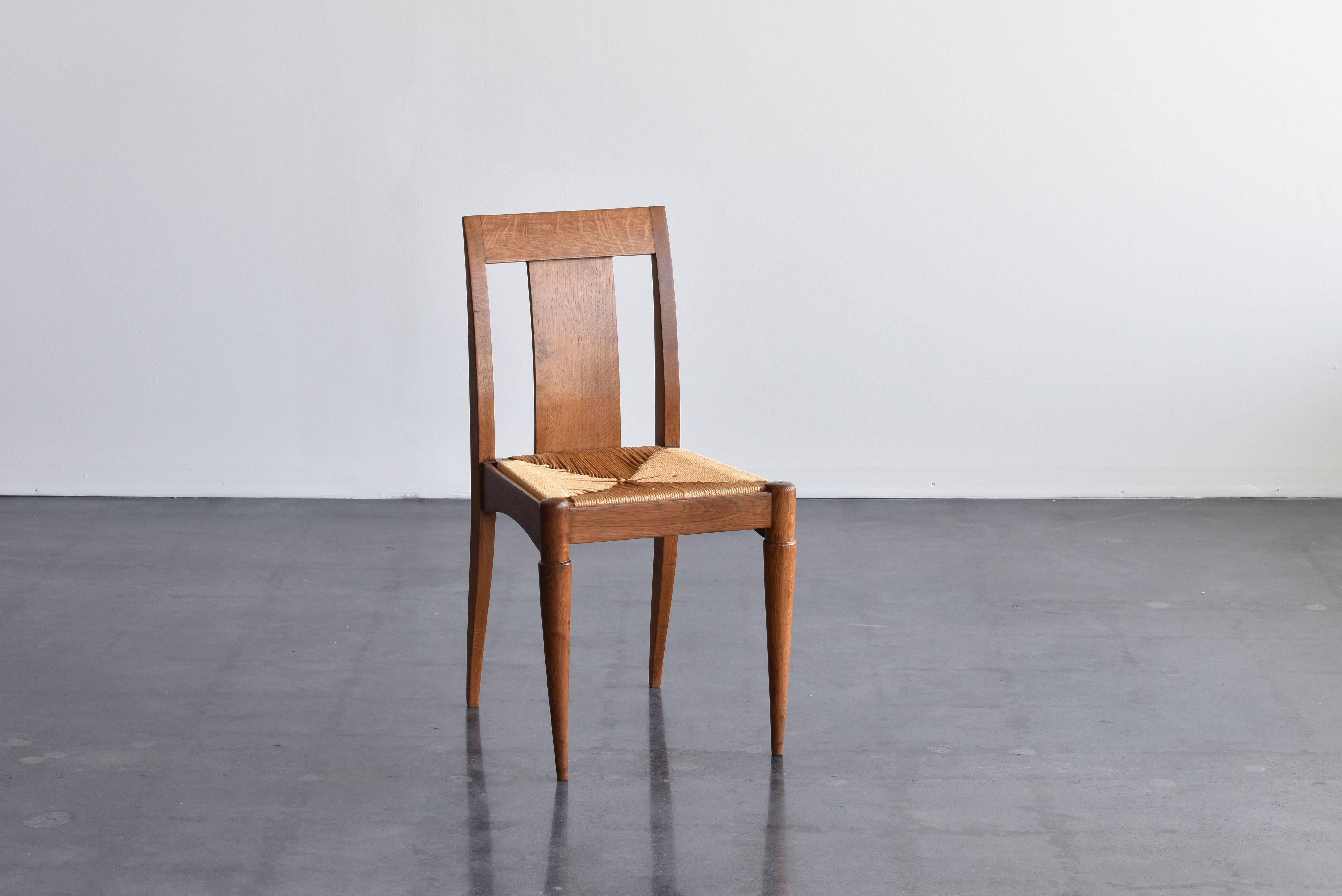 French Émile-Jacques Ruhlmann, Oak Desk and Chair, Cité Universitaire de Paris, 1932