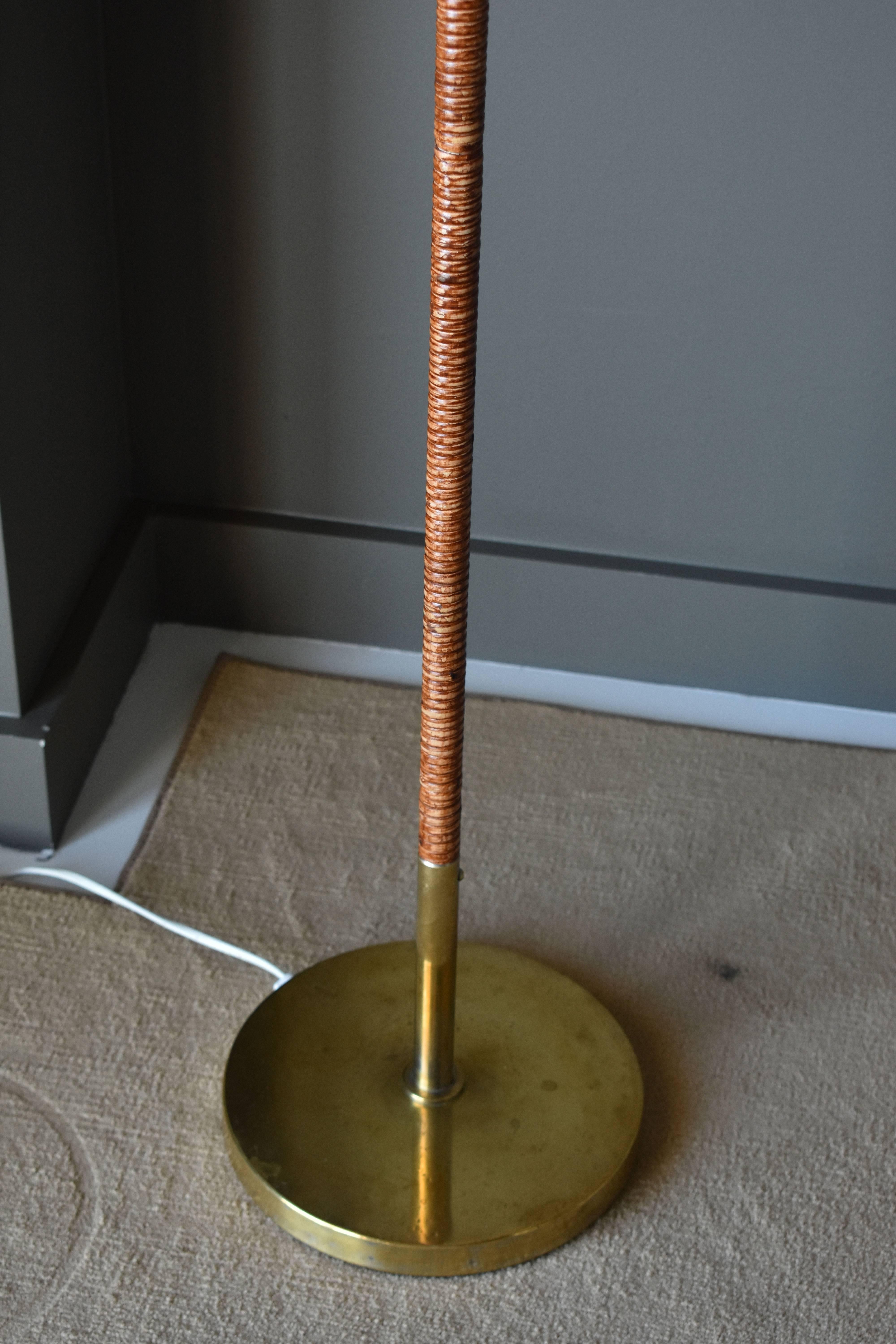 Paavo Tynell, Adjustable Floor Lamp, Brass, Chromed Steel, Rattan 1930s In Excellent Condition In High Point, NC