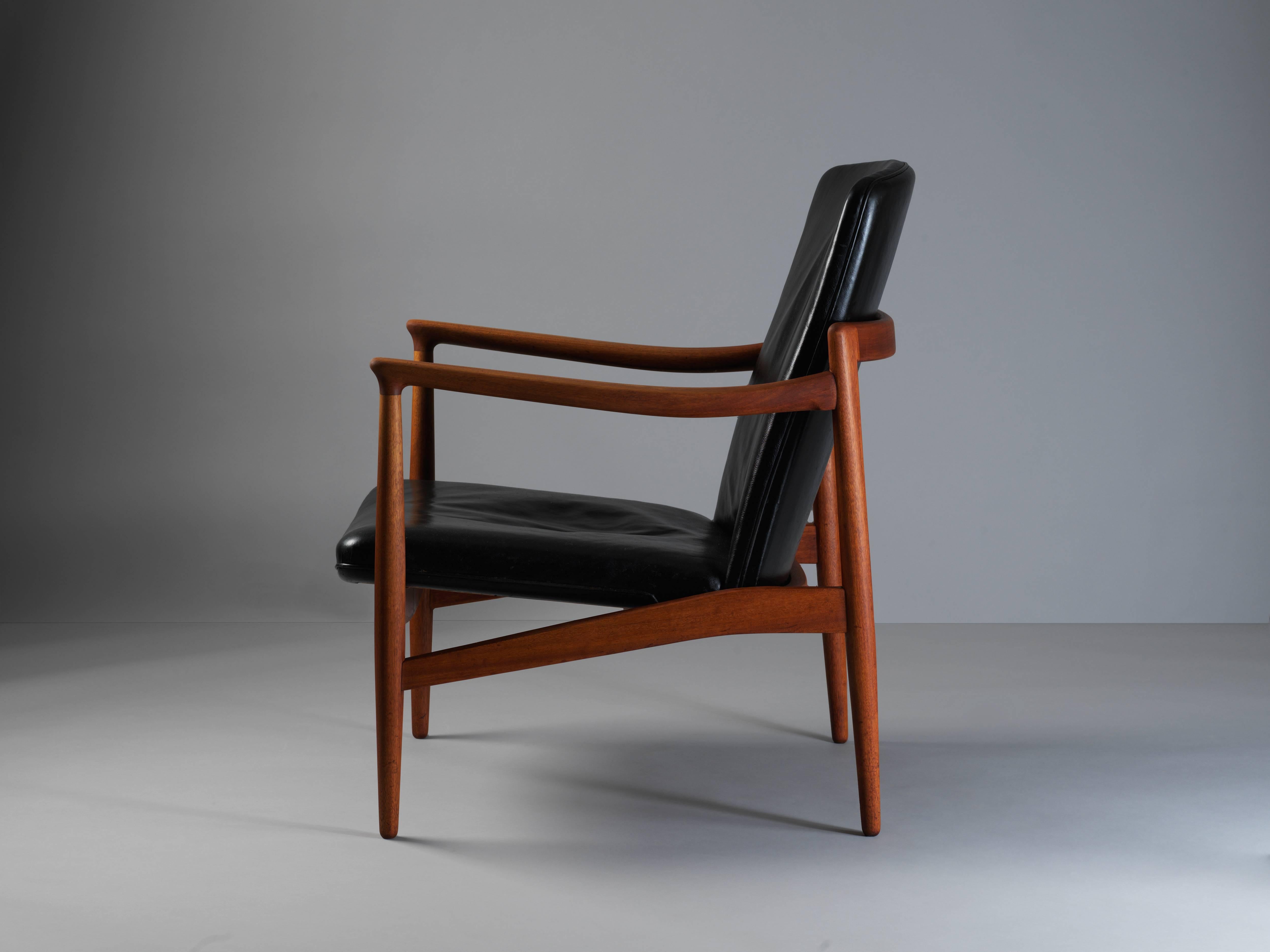 Scandinavian Modern Jacob Kjaer, Adjustable Lounge Chair, Teak, Original Black Leather, Denmark 1945
