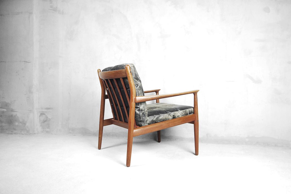 Early Leather 218 Chair by Grete Jalk for Glostrup, 1950s For Sale 8