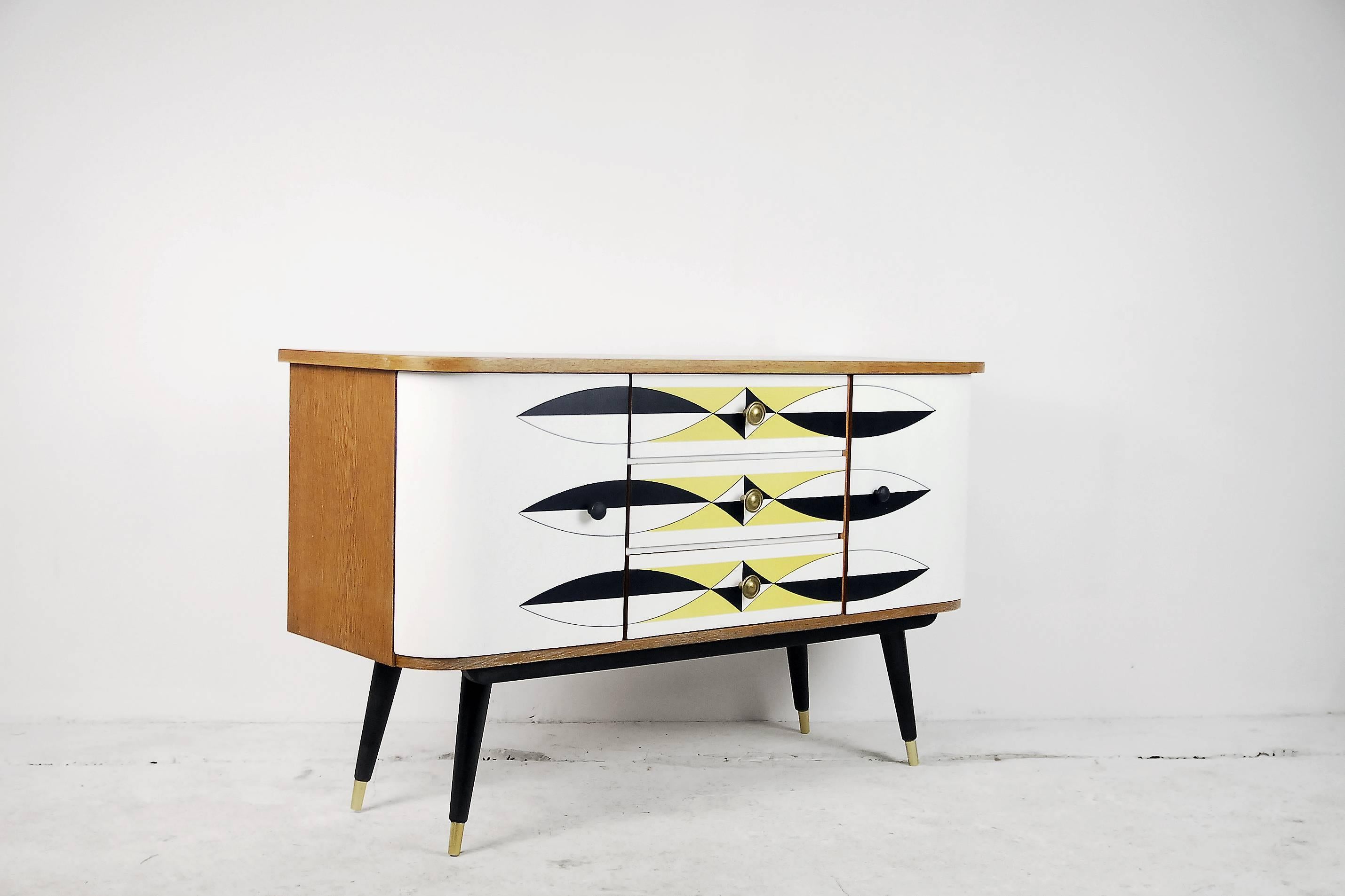 Modernist Cabinet with Pattern, 1960s In Good Condition In Warsaw, PL