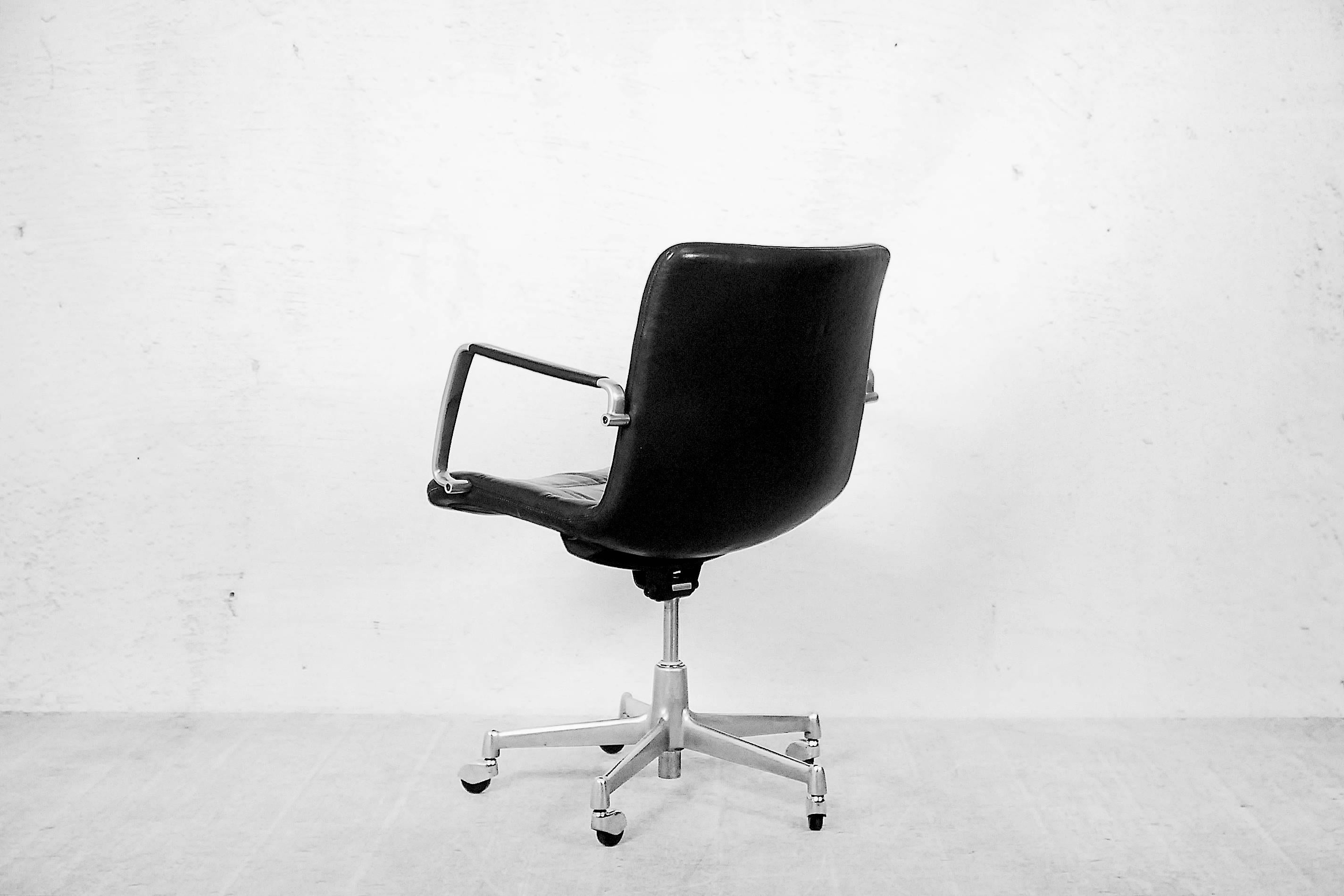 Aluminum Vintage Series 8000 Office Chair by Jørgen Kastholm for Kusch & Co For Sale