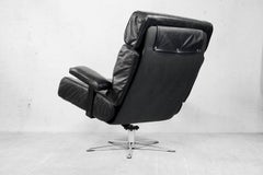 Italian Office Swivel Leather Easy Chair, 1960s