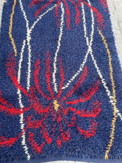 Nice vintage small Scandinavian swedish rug