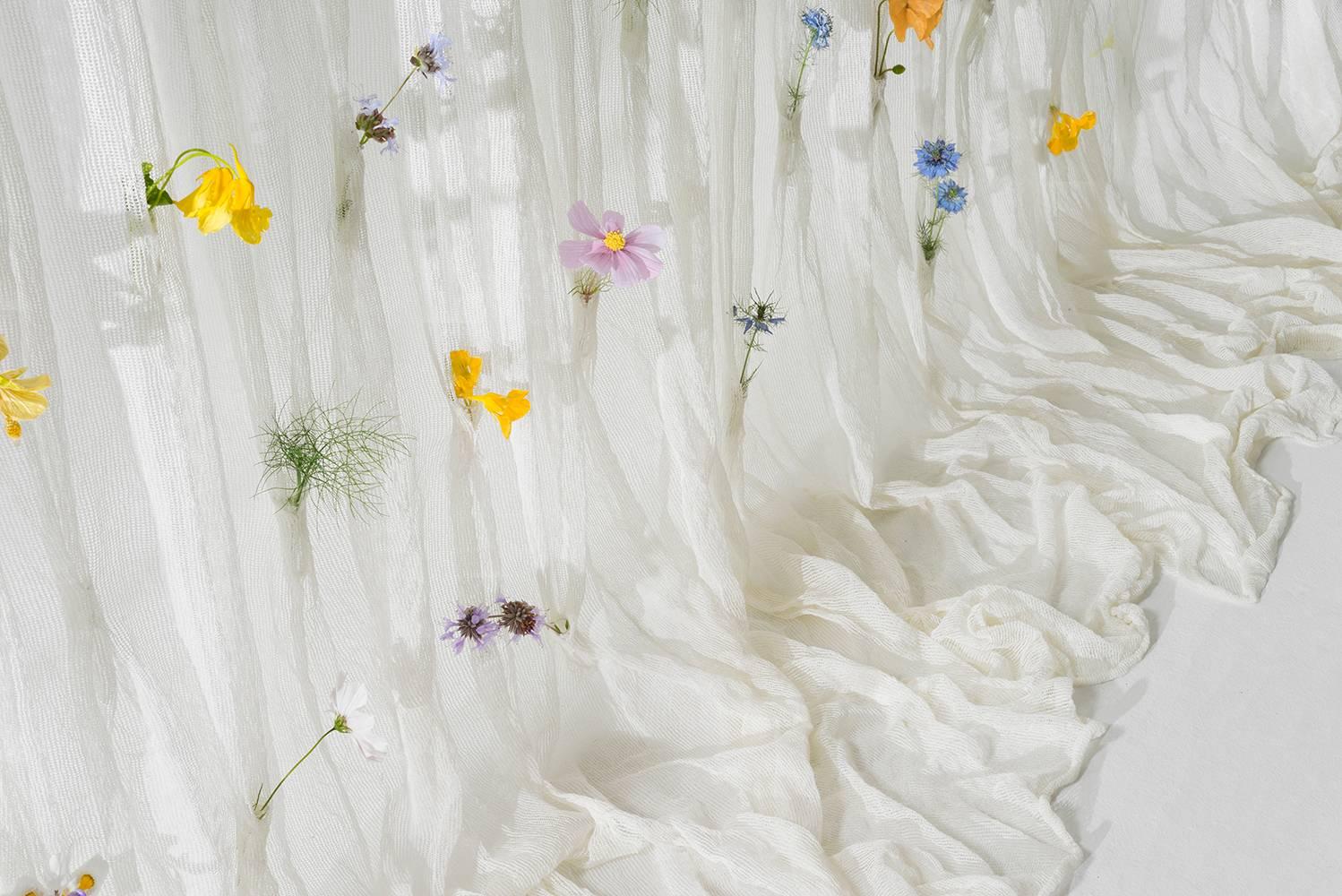 Draped Flowers, Paper Thread Curtain to Hold Fresh Flowers by UMÉ Studio In New Condition For Sale In Oakland, CA