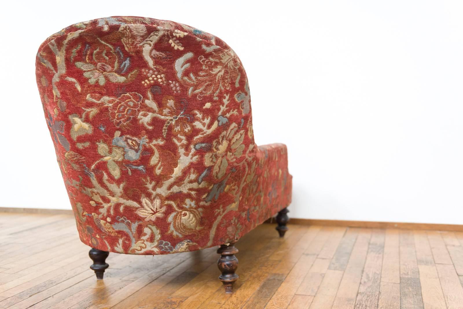 French Red Chaise Longue with Floral Pattern 1