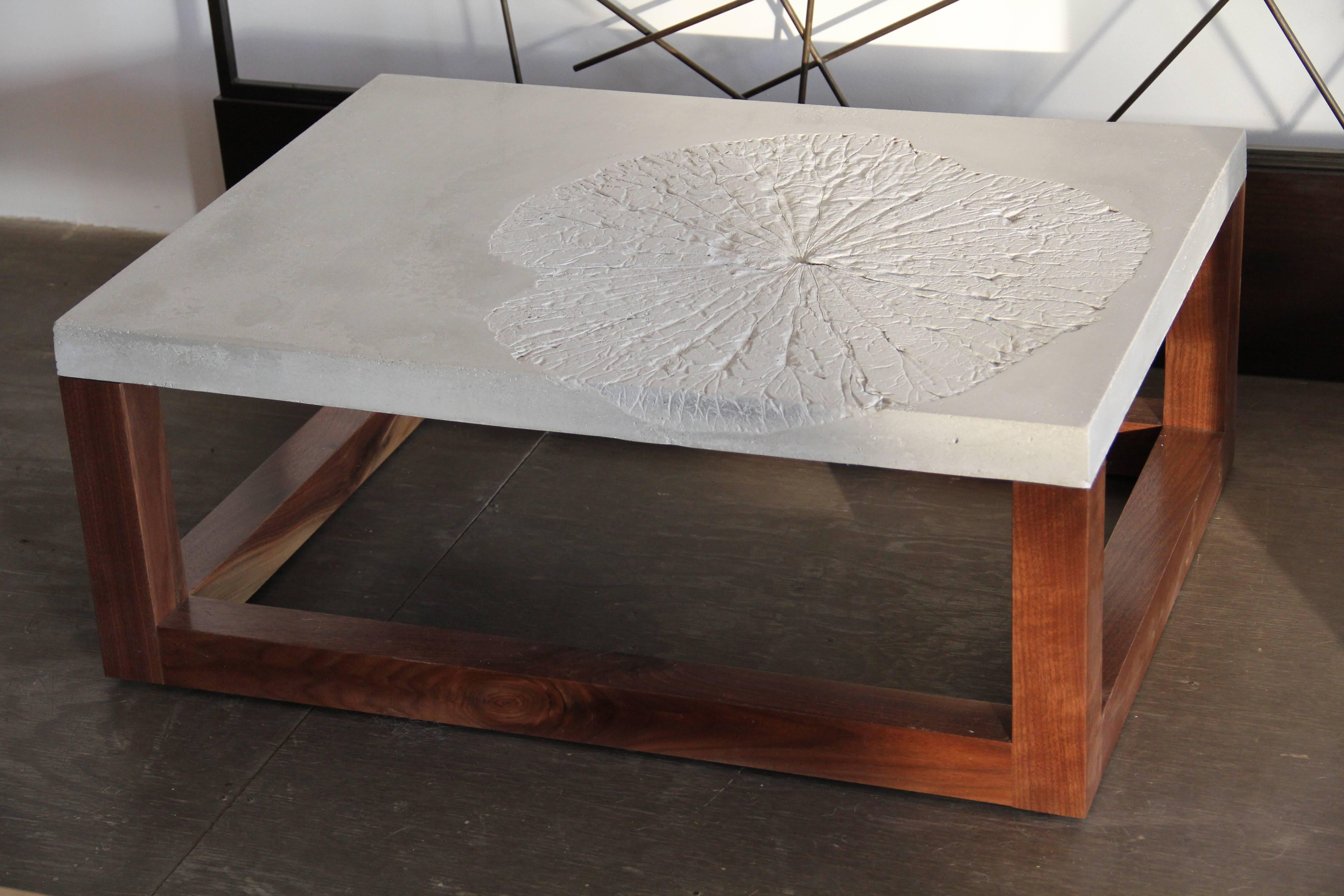 Minimalist Lotus Leaf or Minimal Modern Concrete Coffee Table For Sale