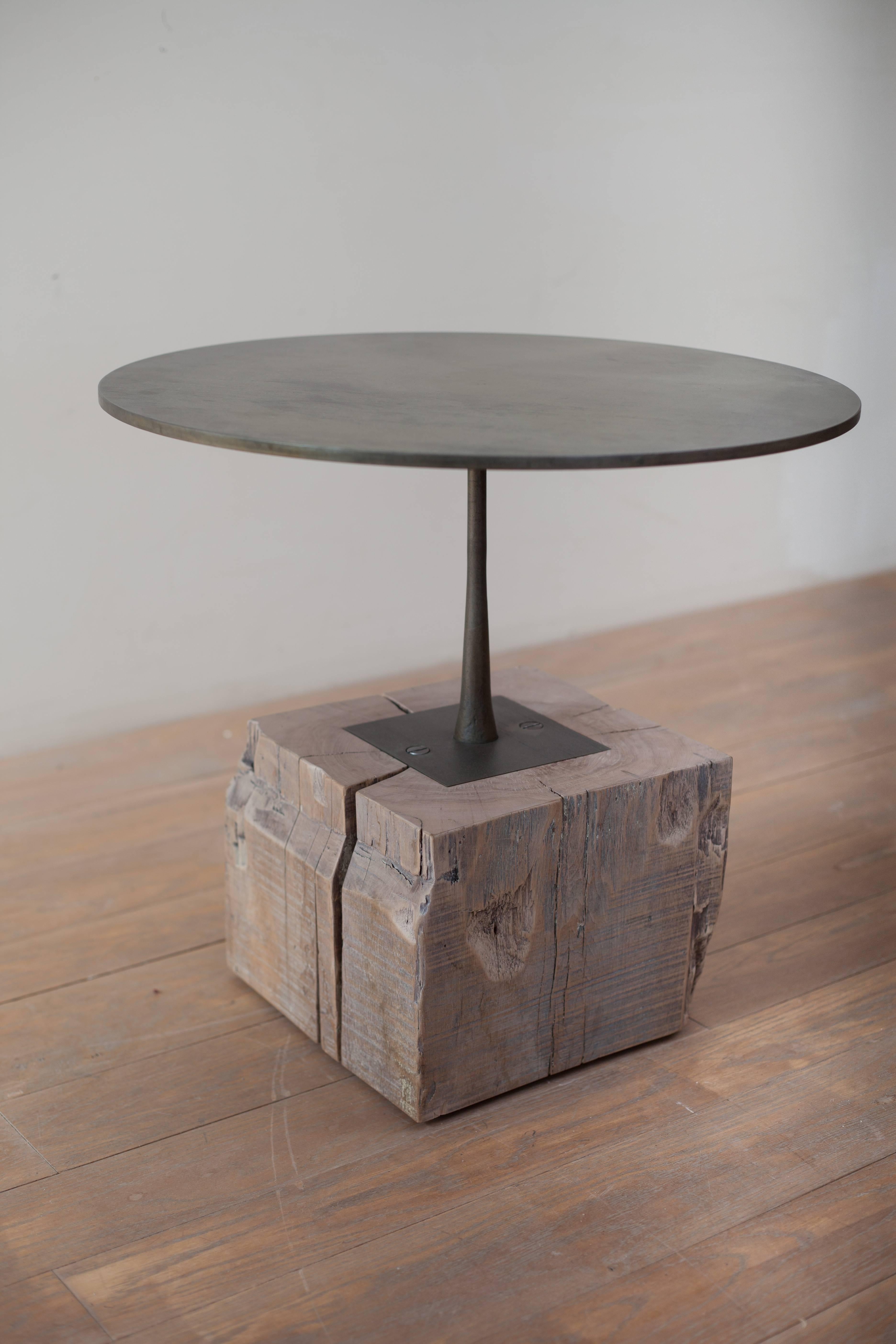 Kinoko Minimal Modern Bronzed Steel Side Table For Sale 2