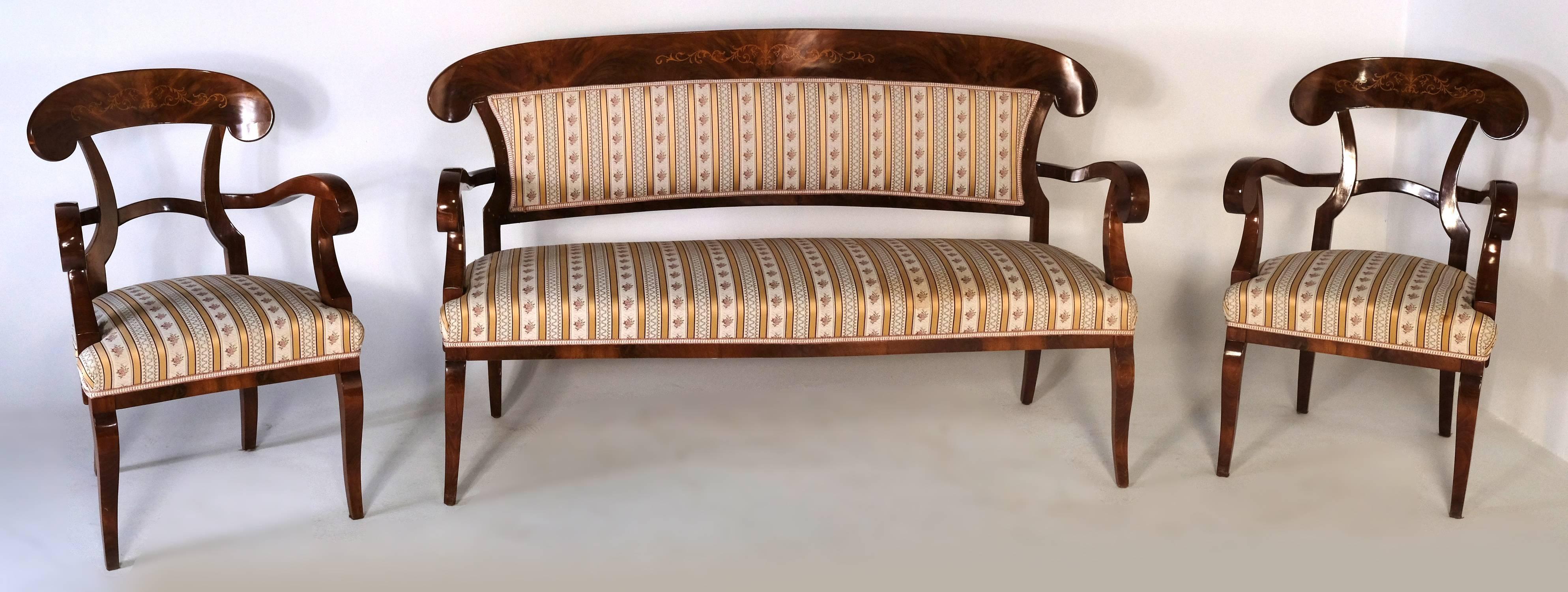 Sofa und Sessel im Biedermeier-Stil, 1950er Jahre (Holz) im Angebot