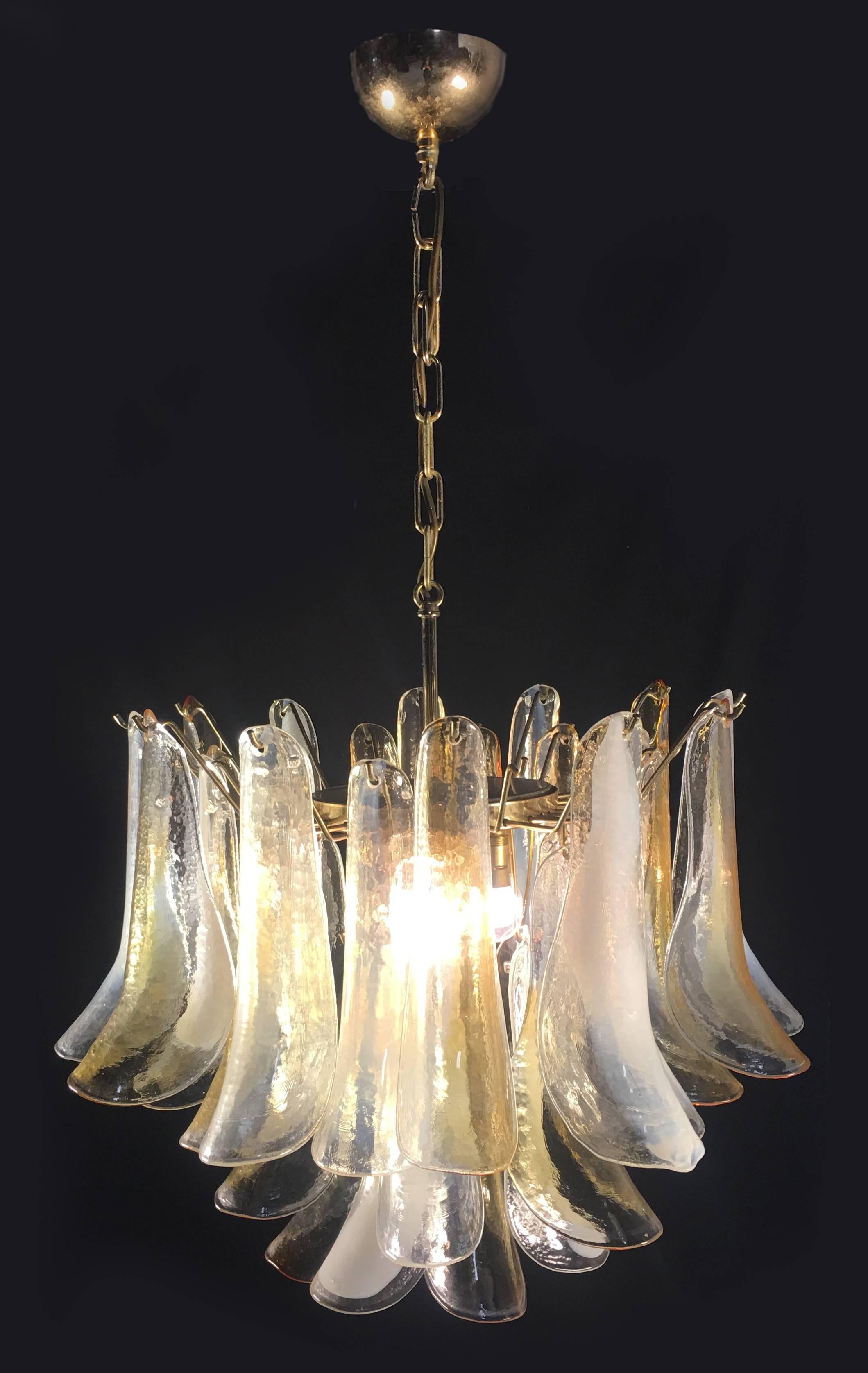 Elegant Pair of Chandeliers White and Amber Petals, Murano, 1990s For Sale 3