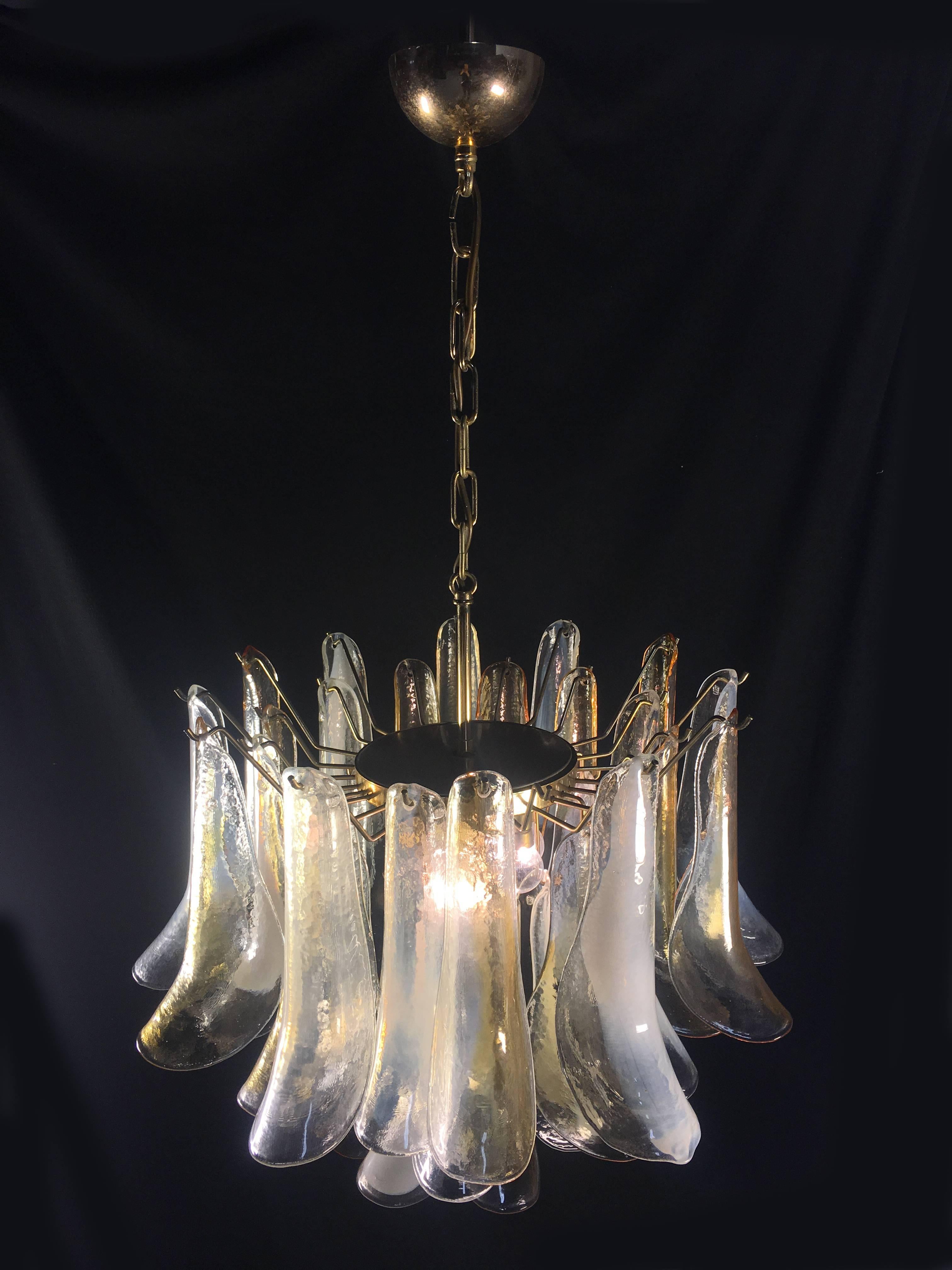 Elegant Pair of Chandeliers White and Amber Petals, Murano, 1990s For Sale 4
