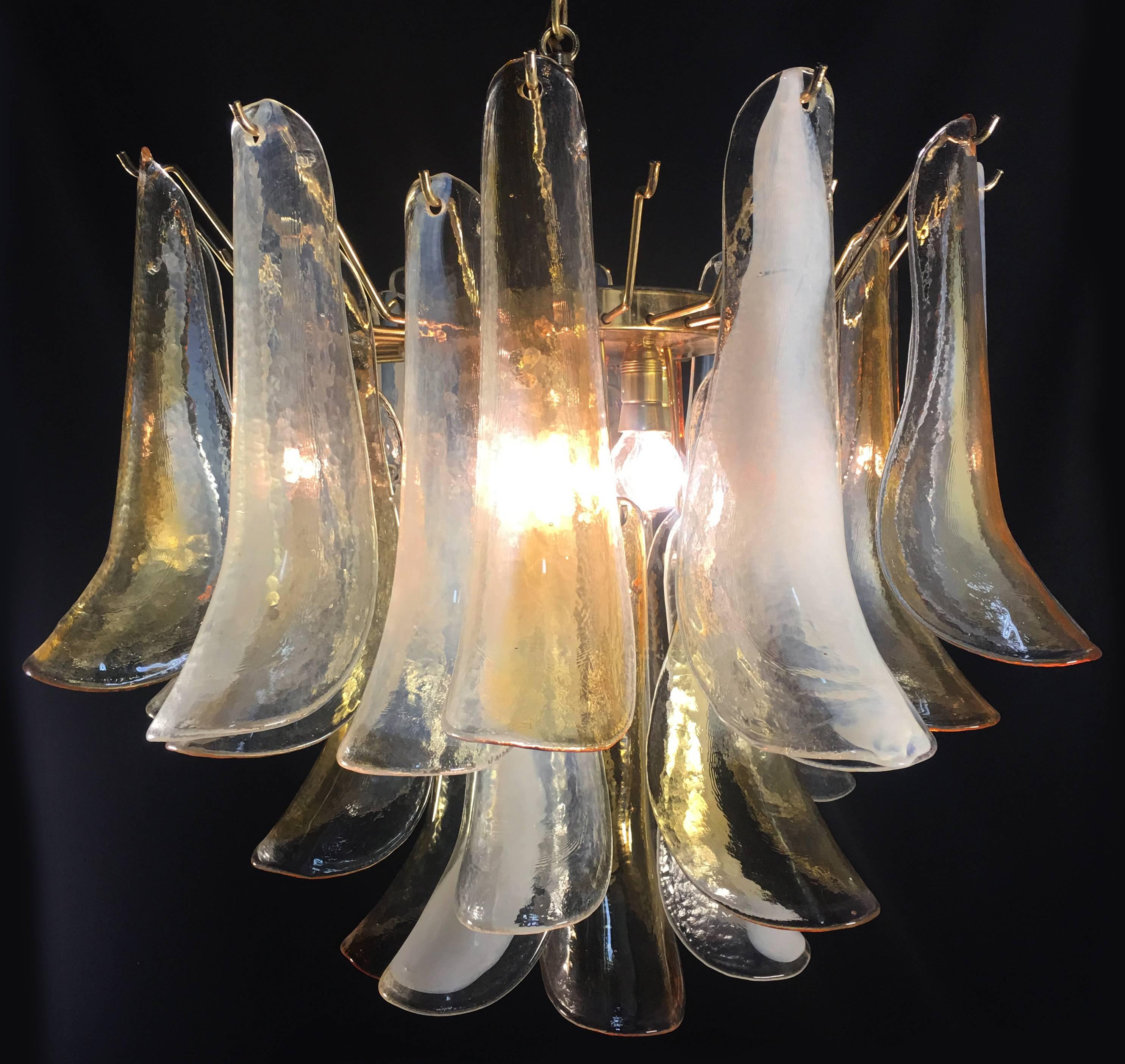 Elegant Pair of Chandeliers White and Amber Petals, Murano, 1990s For Sale 6