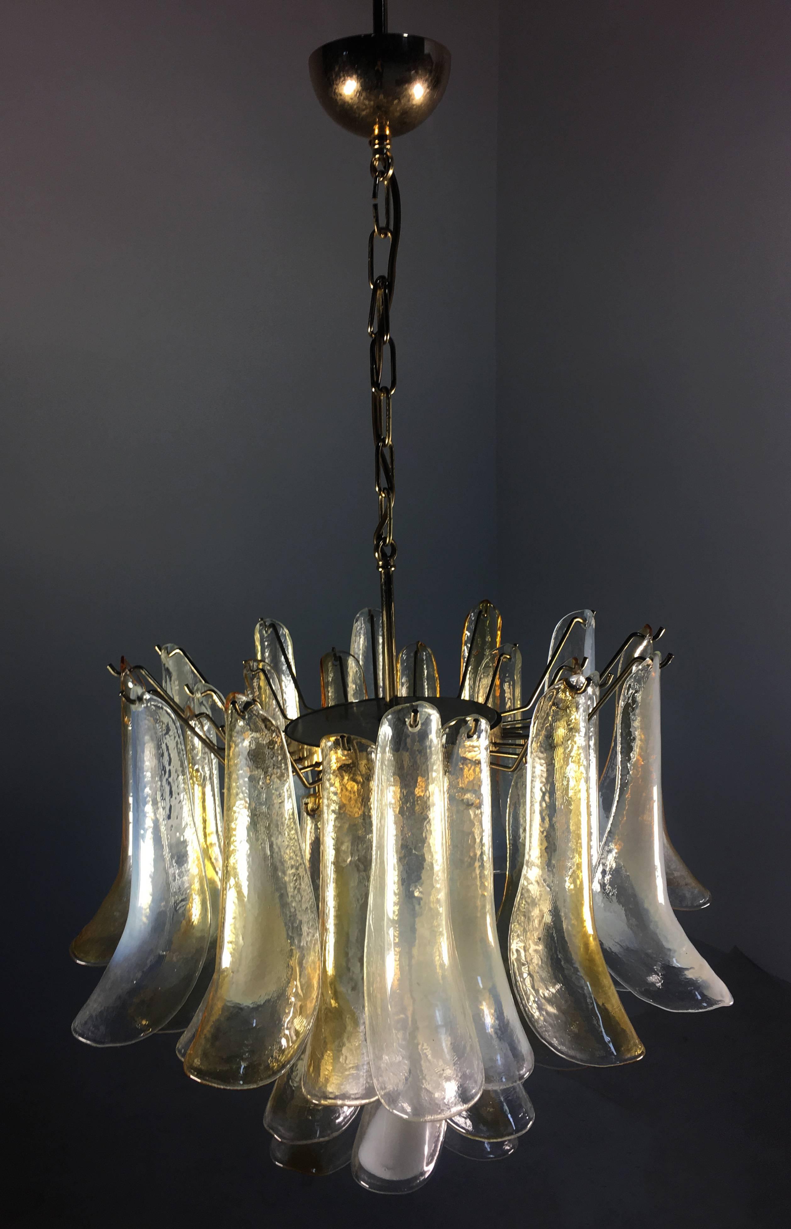 Elegant Pair of Chandeliers White and Amber Petals, Murano, 1990s For Sale 12