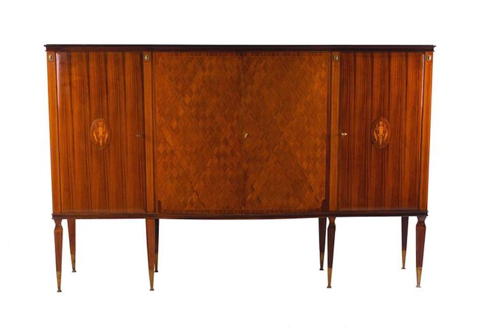 A wonderful multifunctional Italian sideboard cabinet bar style of Paolo Buffa, 1950s.