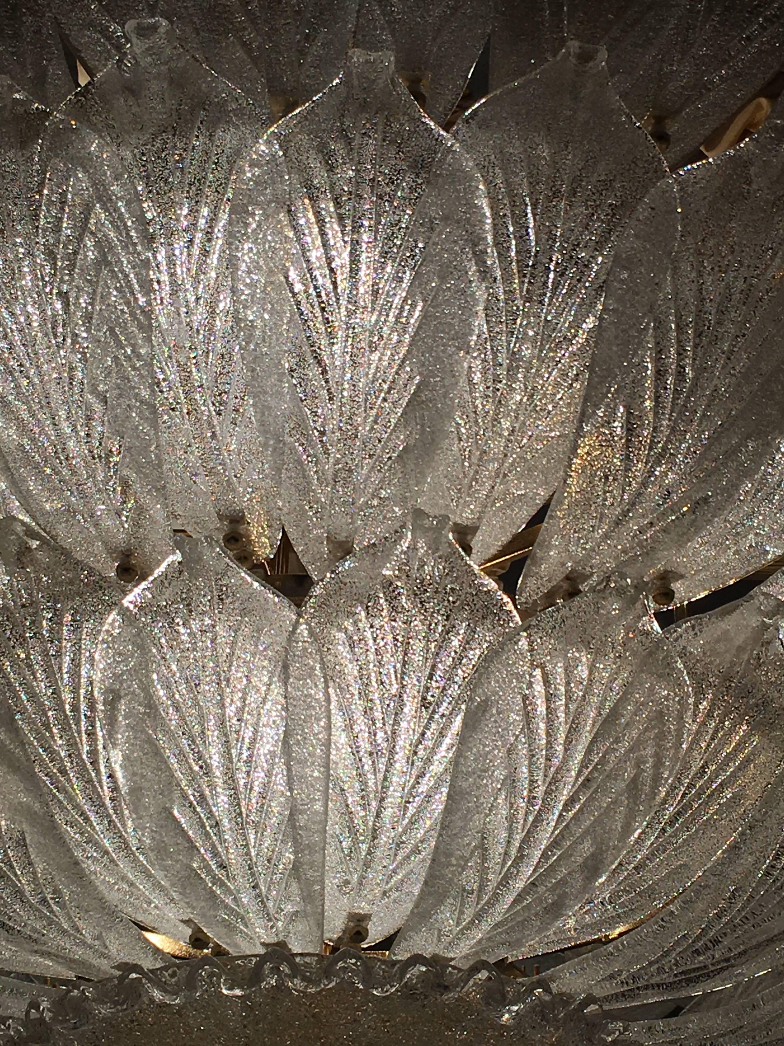 Spectaculaire paire de plafonniers vénitiens de Murano en vente 5