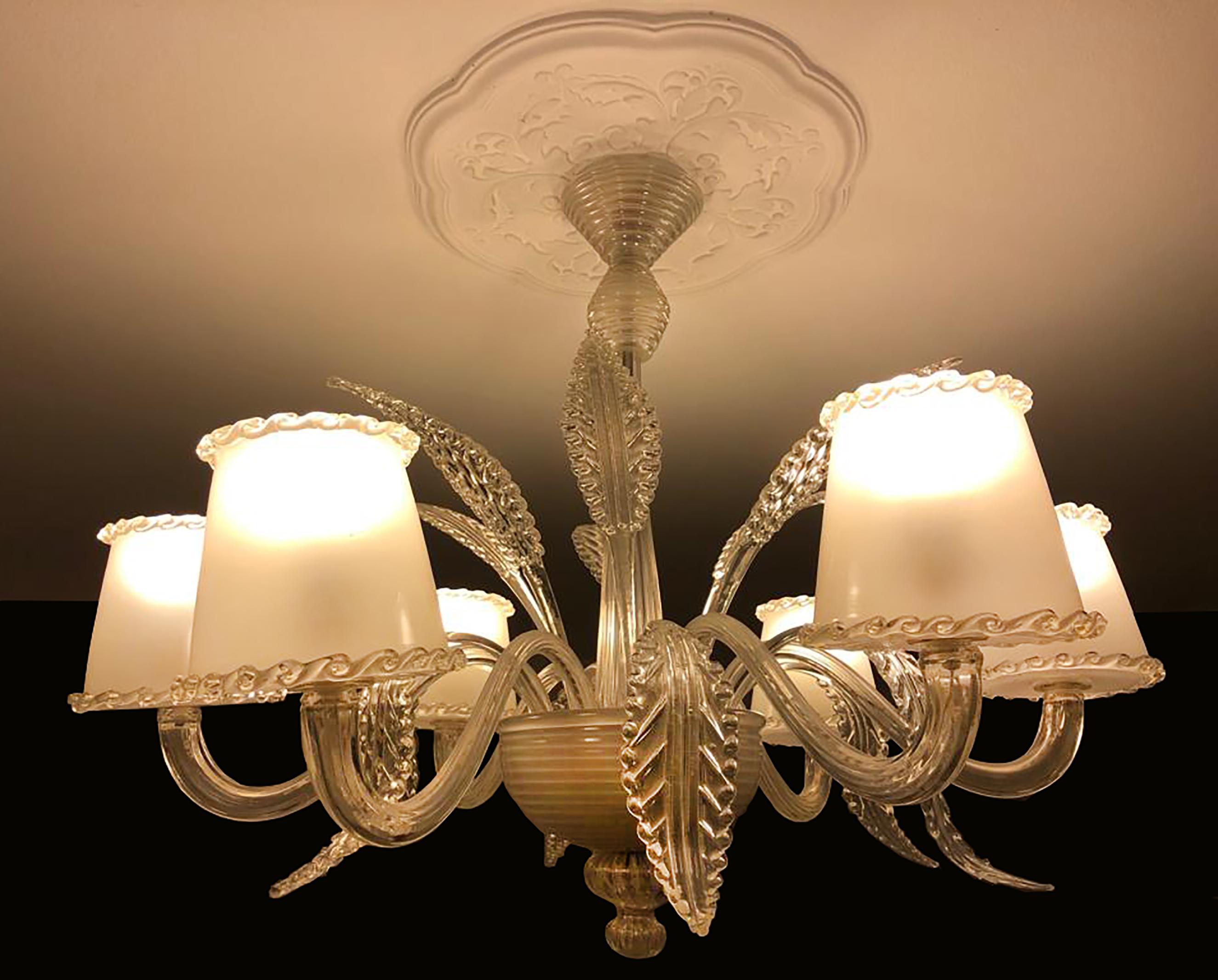 Mid-20th Century Italian Chandelier by Barovier & Toso, Murano, 1940s In Excellent Condition For Sale In Budapest, HU