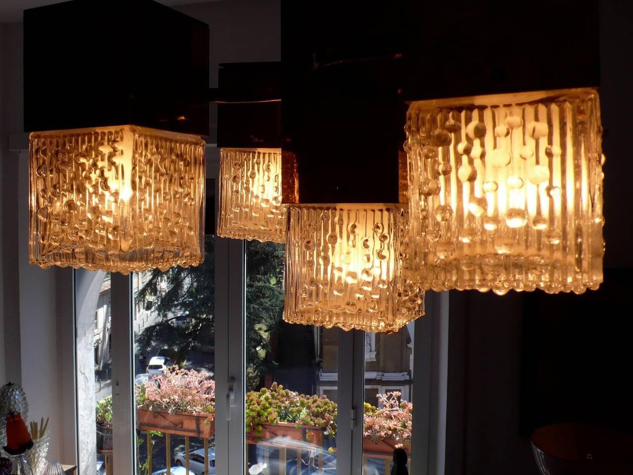 Charming Cubic Chandelier by Gaetano Sciolari, 1960 In Excellent Condition For Sale In Budapest, HU
