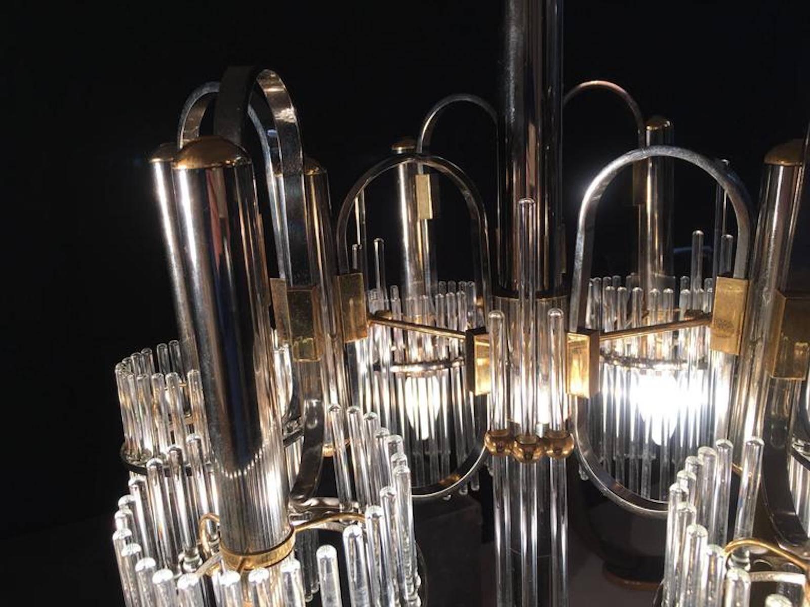20th Century Luxurious Crystal and Brass Chandelier by Gaetano Sciolari, 1970s For Sale
