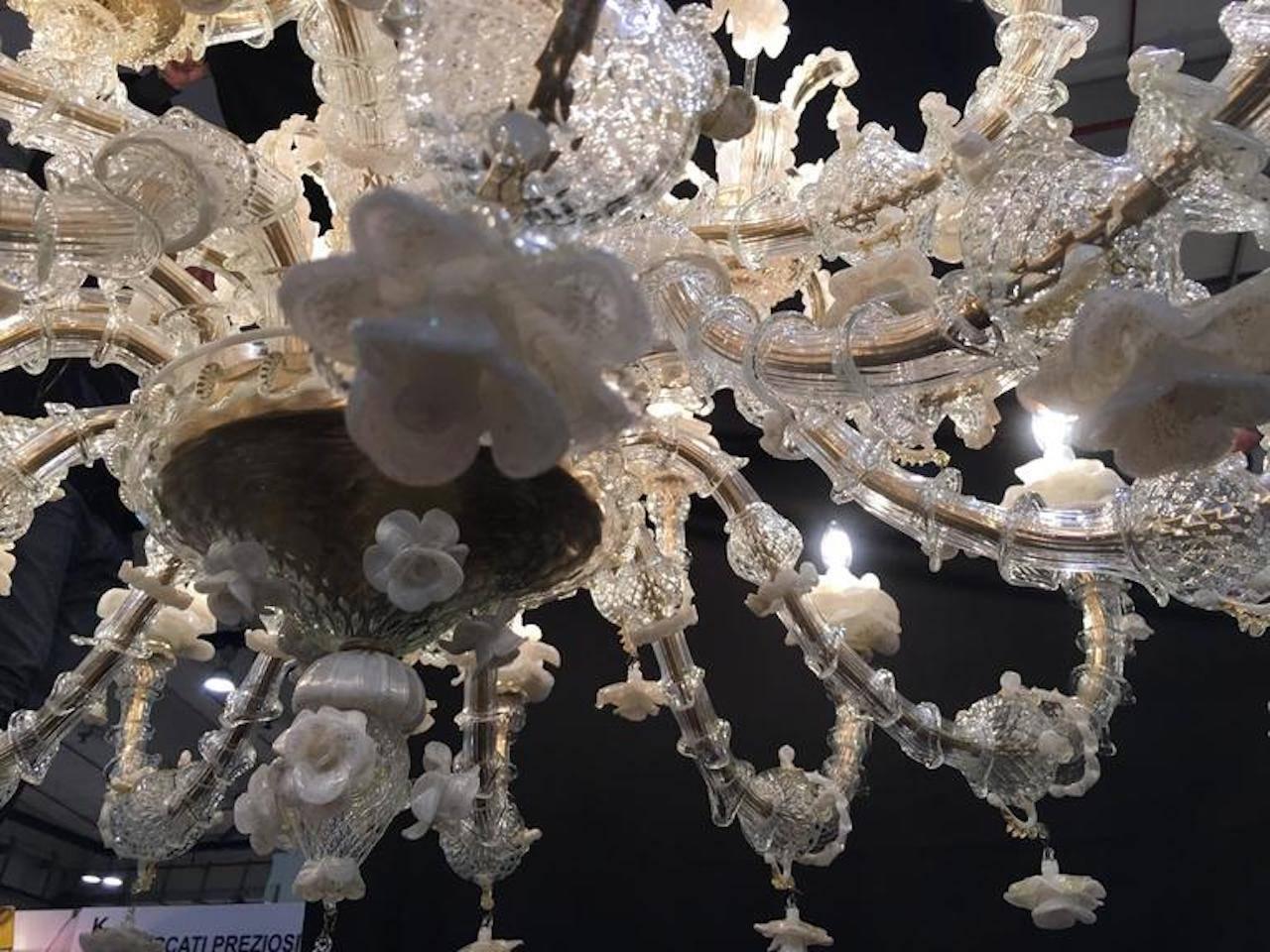 Spectacular Italian Chandelier Gold Inclusions, Murano, 1980s For Sale 4