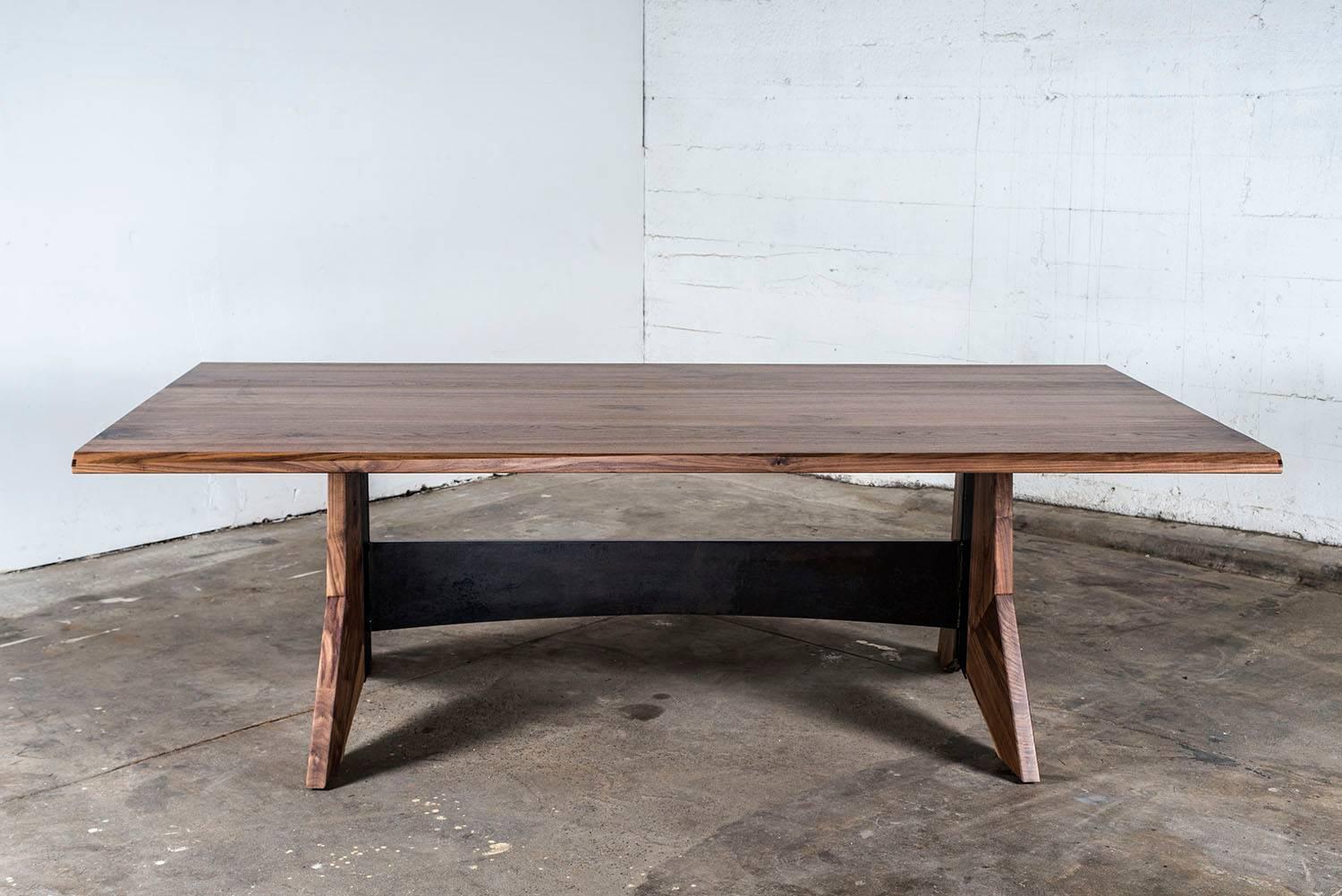 Américain Table, salle à manger, sur mesure, bois de feuillus, acier, moderne, semi-moderne en vente