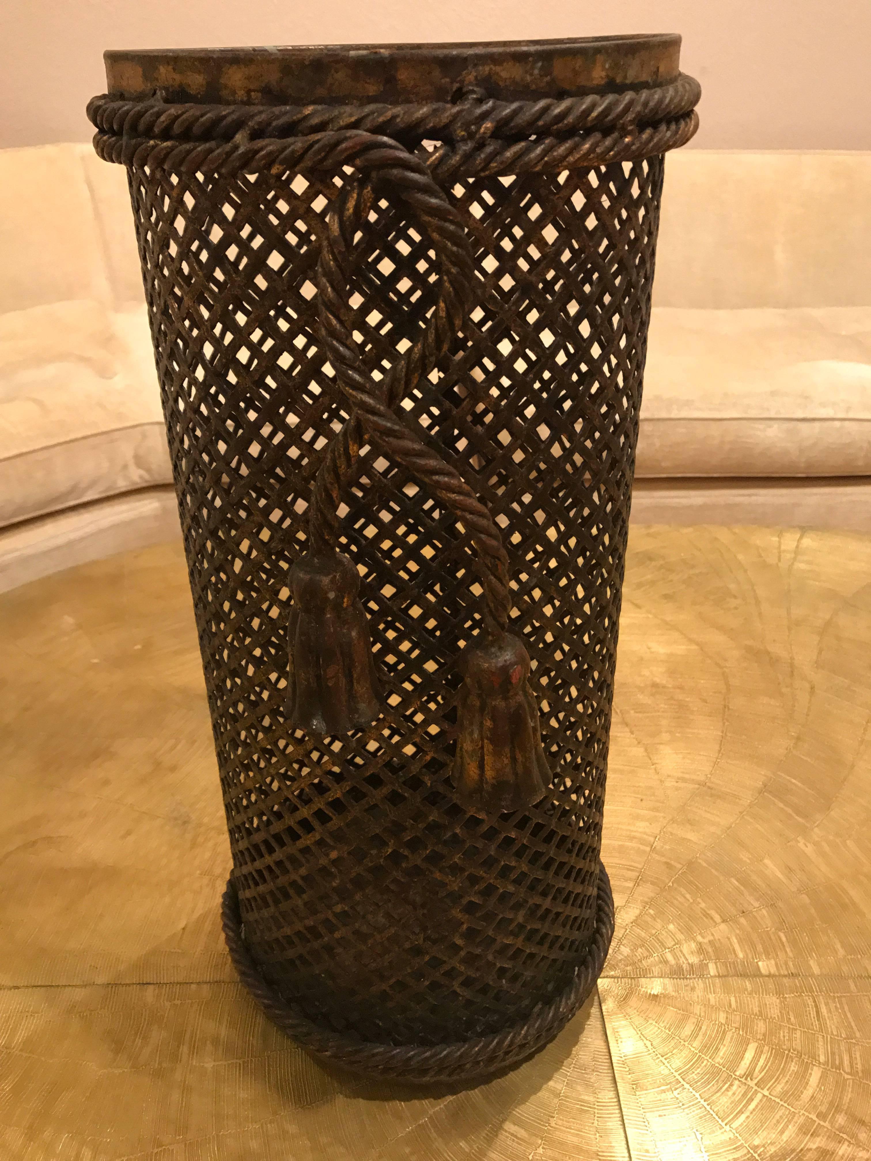 Italian Gilt Iron Twisted Rope Metal Waste Basket and Magazine Book File Holder In Good Condition For Sale In Sarasota, FL
