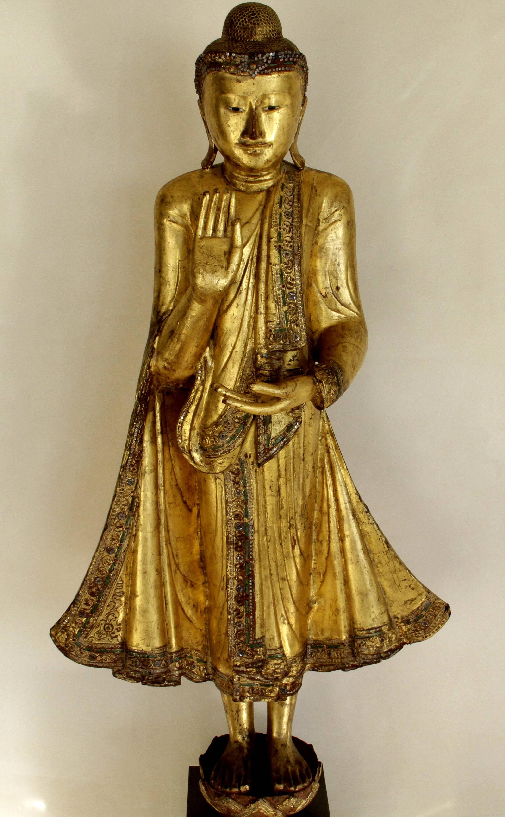Carved Buddha Statue Mandalay Period Burma, 19th Century Certified Gold For Sale