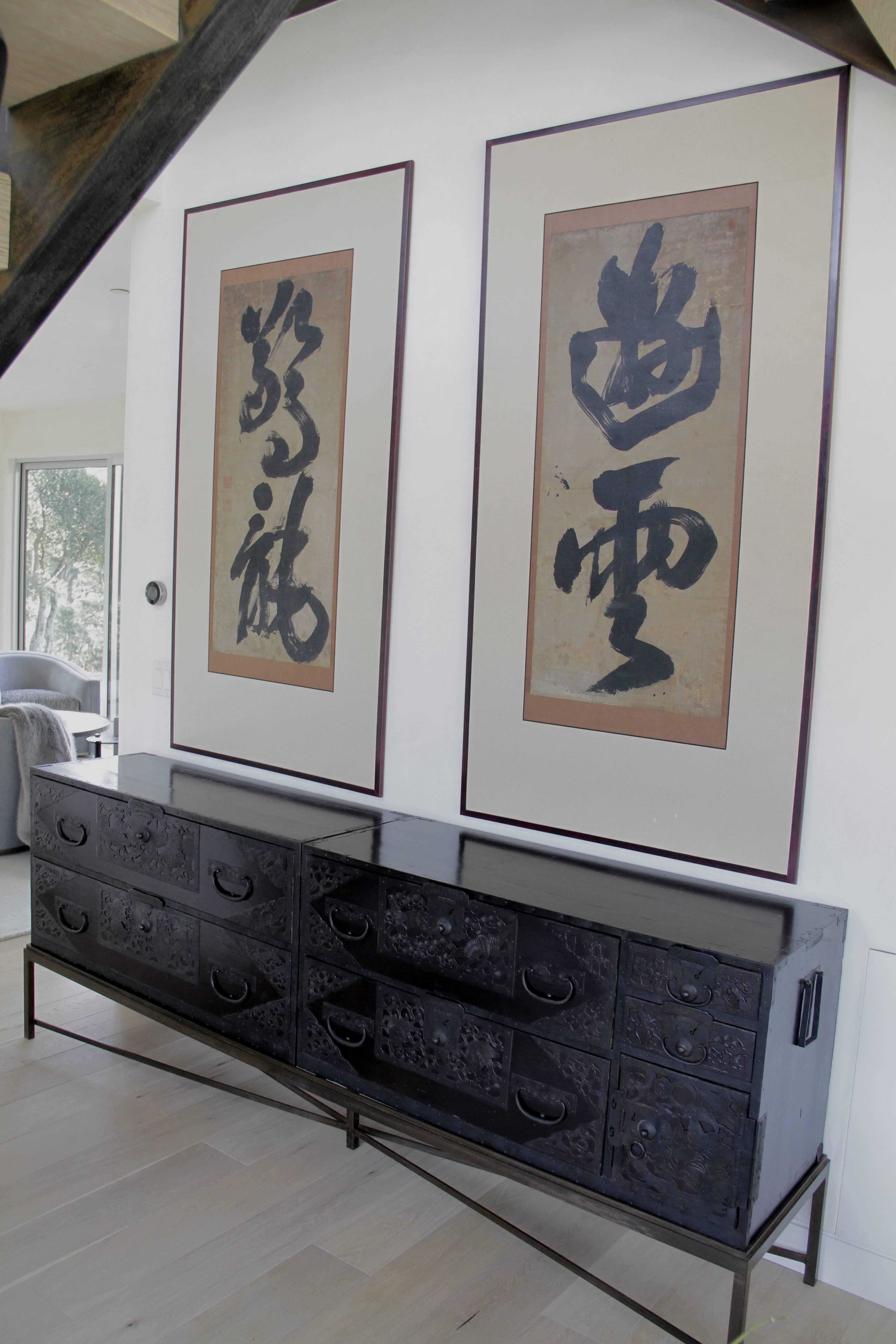 Tansu Japanese Sado Island Cedar Console Sideboard Bedside Table Cabinet, Meiji  For Sale 1