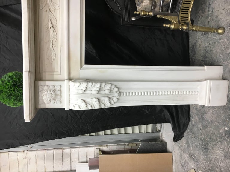 French Period Statuary Marble Fireplace Surround For Sale
