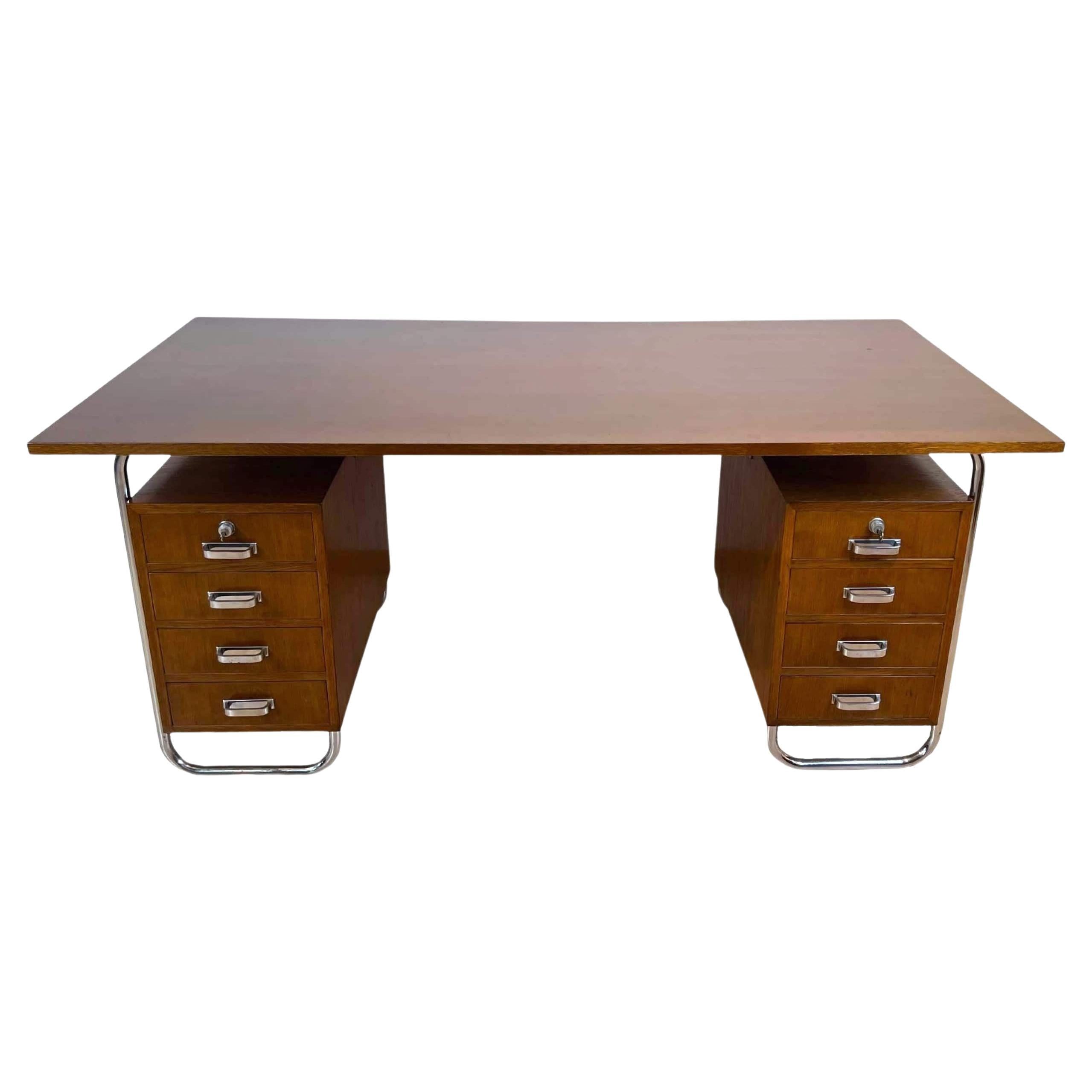 Bureau Bauhaus par Mücke & Melder, tubes d'acier et placage d'Oak, Tchéquie circa 1935