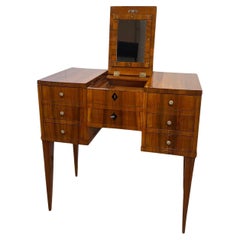 Biedermeier Dressing Table, Walnut Veneer, South Germany circa 1830