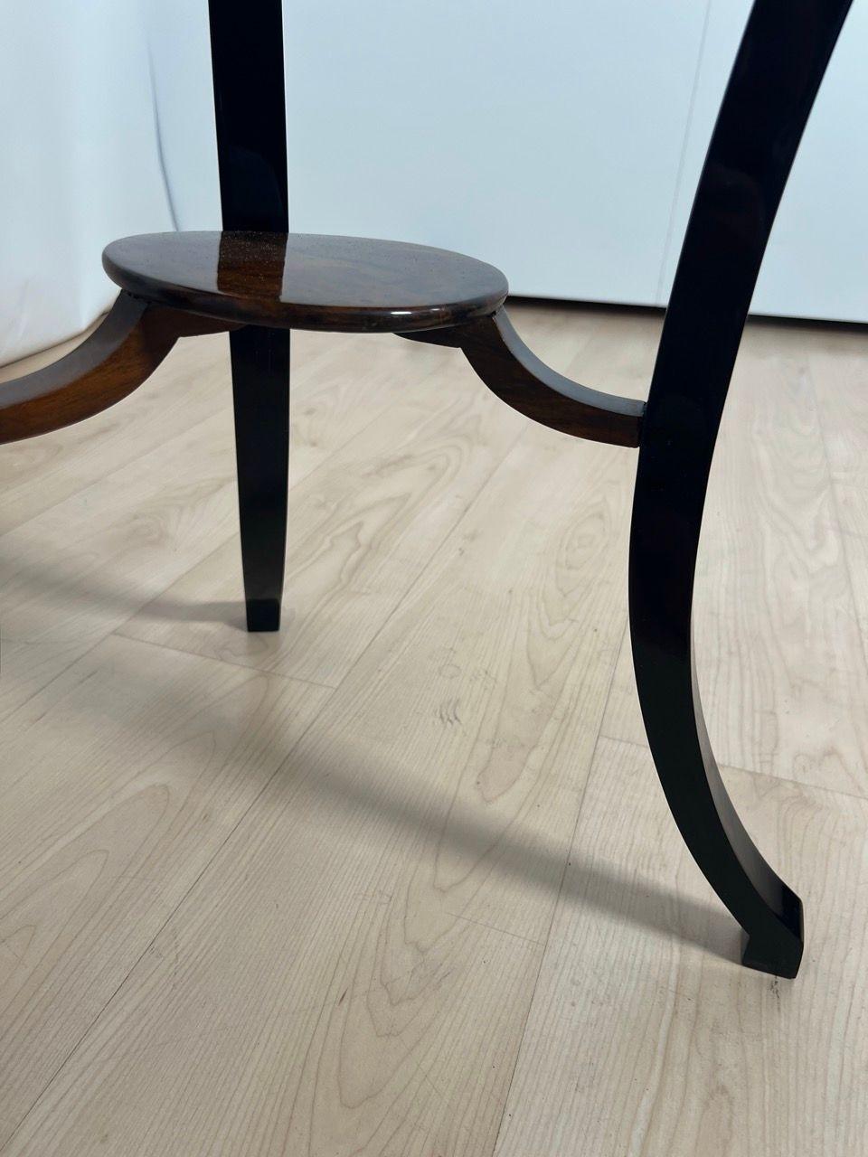 Round Biedermeier Sewing Table, Walnut, Ebonized Legs, South Germany circa 1825 For Sale 13