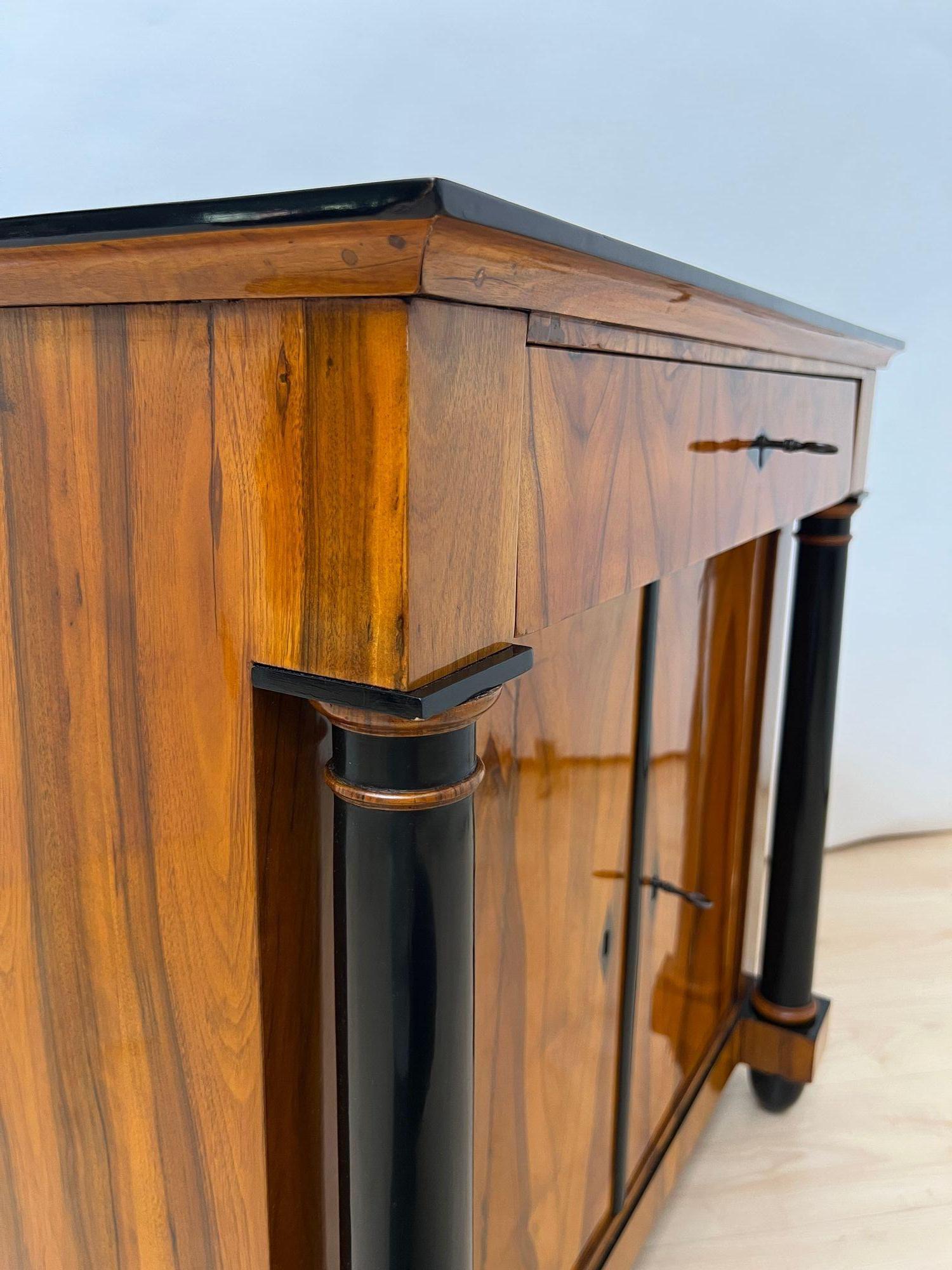 Biedermeier Half-Cabinet, Walnut Veneer, Ebonized, South Germany circa 1825 For Sale 14