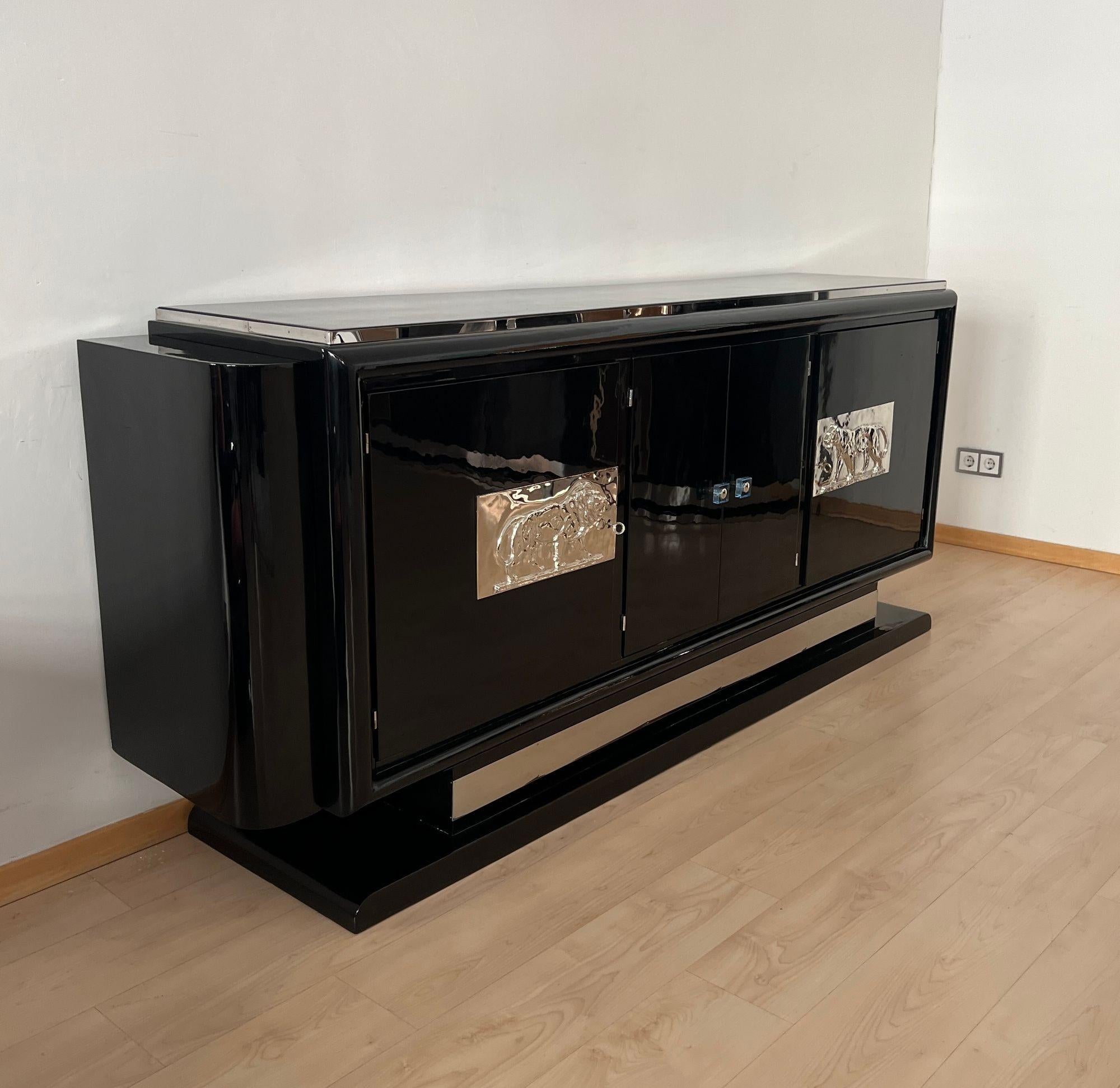 Art Deco Bar-Sideboard, Black Lacquer, Chromed Lion Appliqués, France circa 1930 For Sale 1